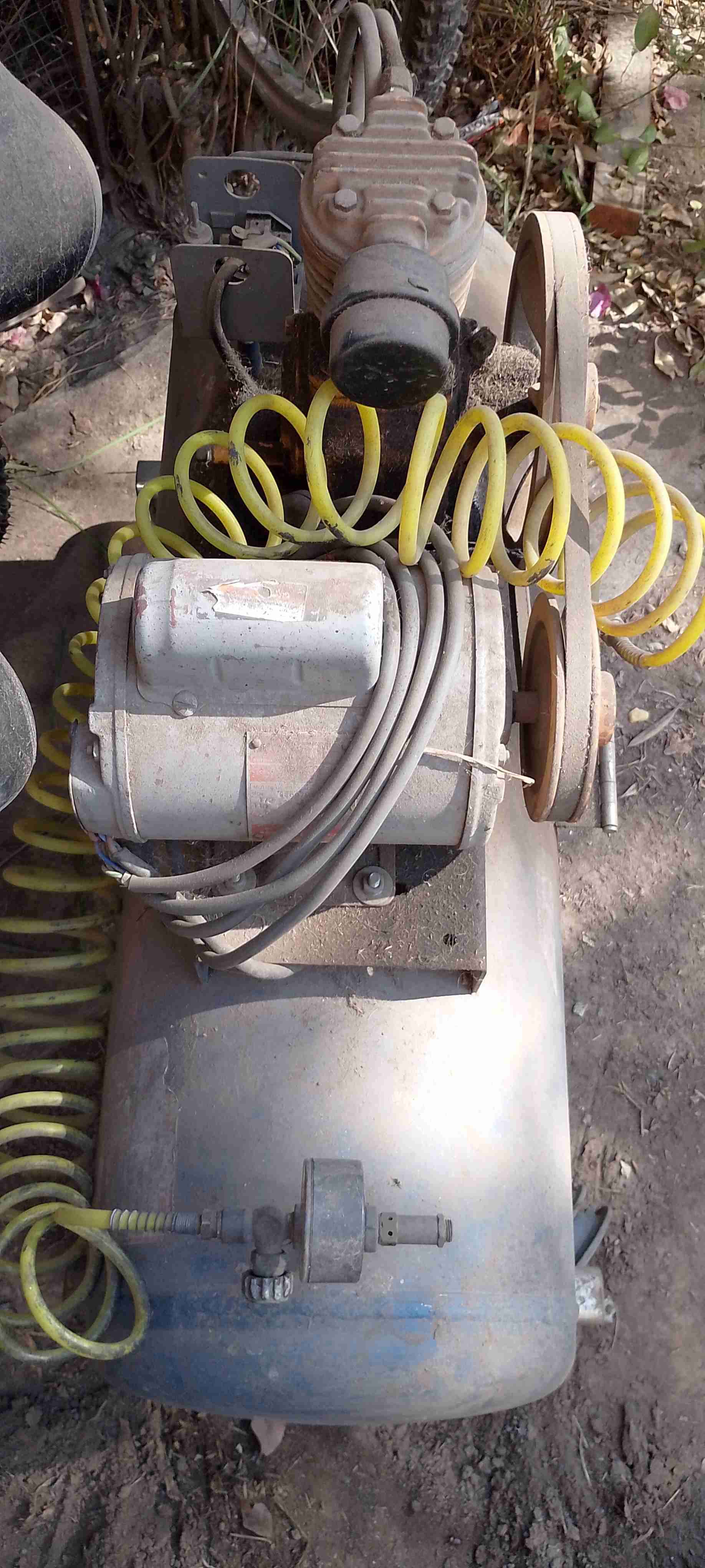 Compresor de aire usado - miniatura 1