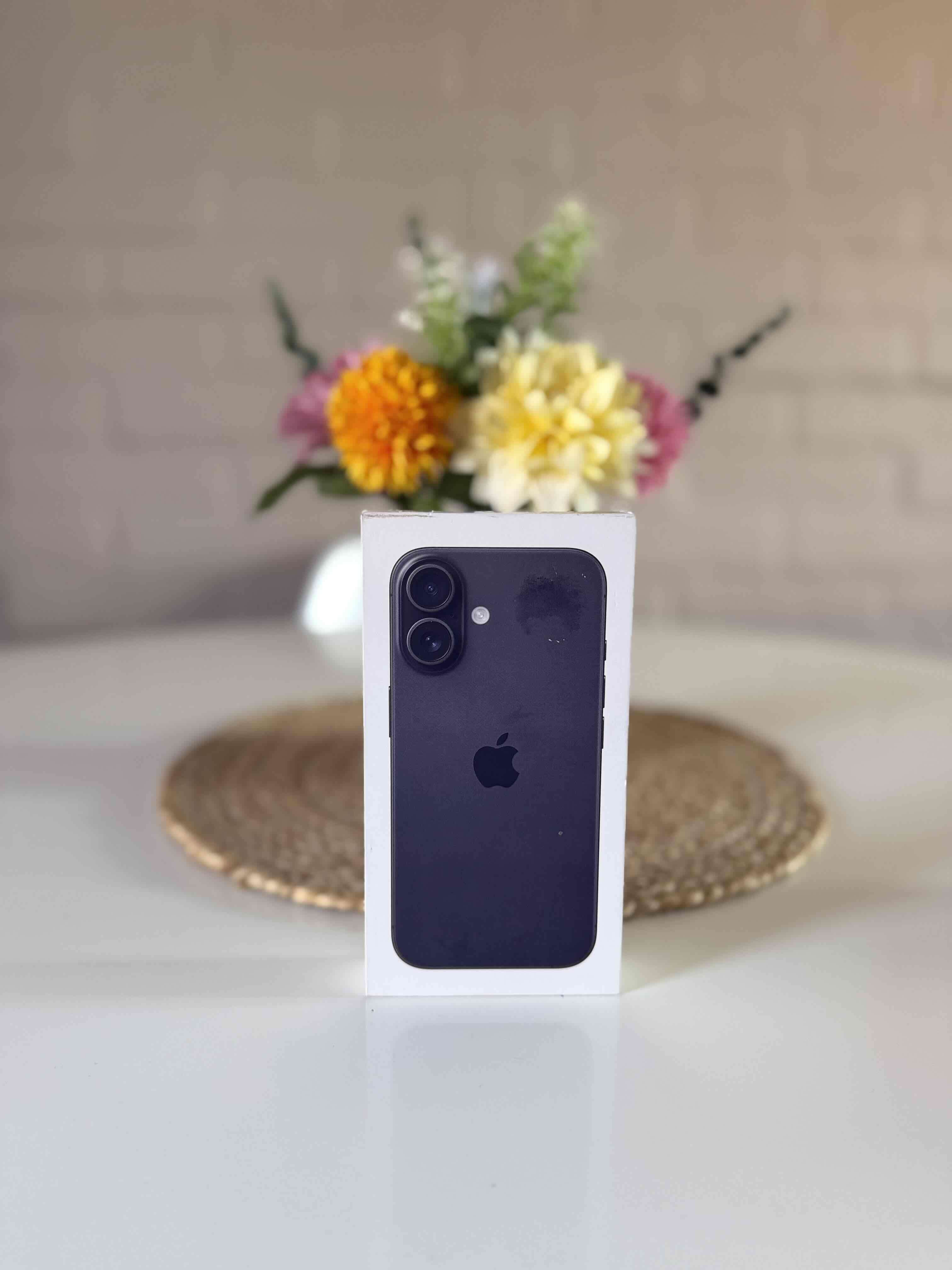 iPhone16  nuevo en caja sellada - miniatura 1