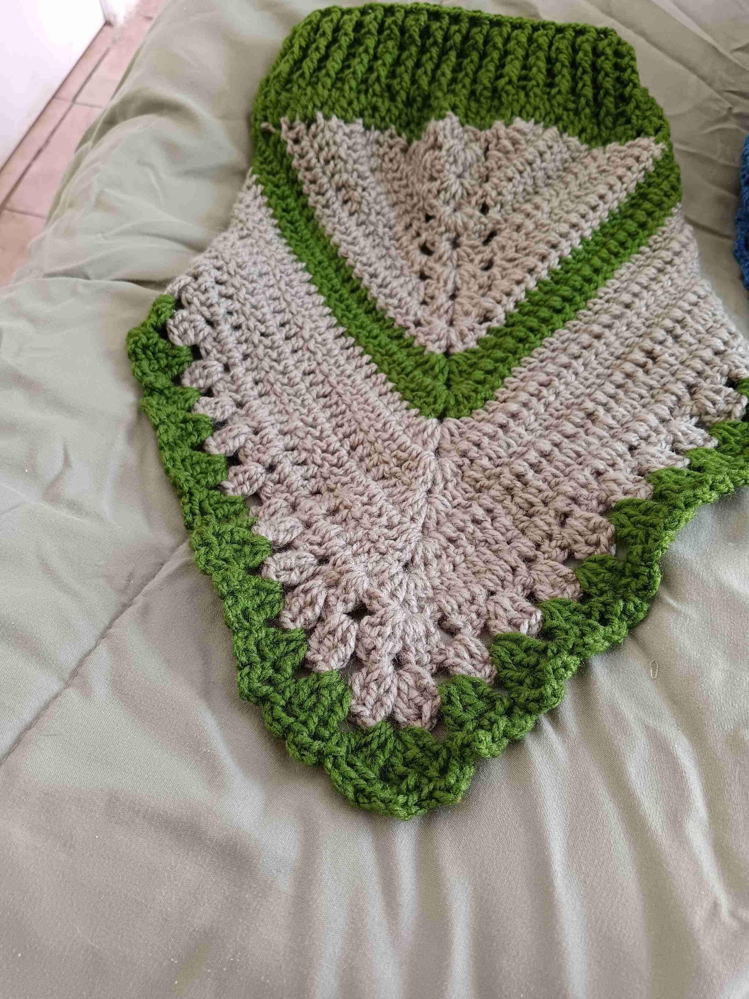 Cuello tejido en lana de dos colores - miniatura 2