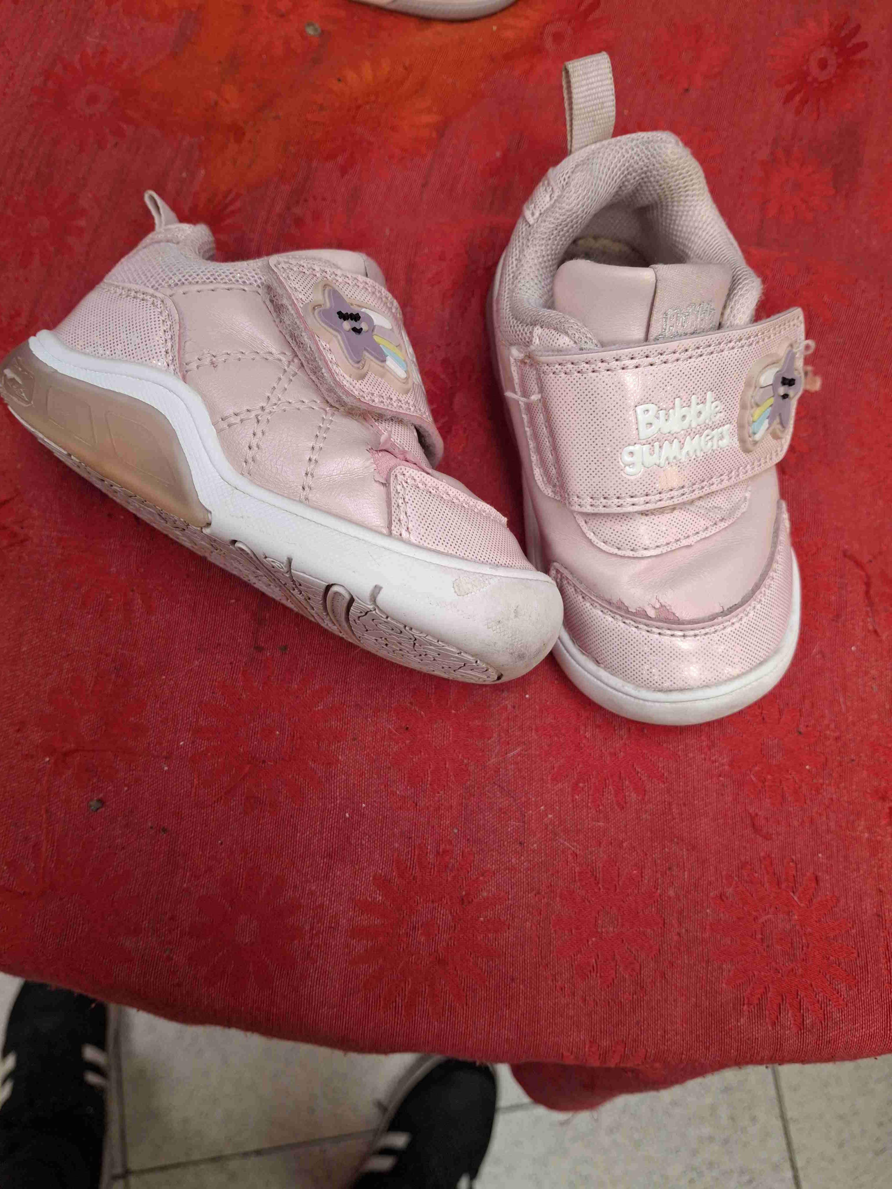 Zapatillas blancas Stitch para niños - miniatura 2