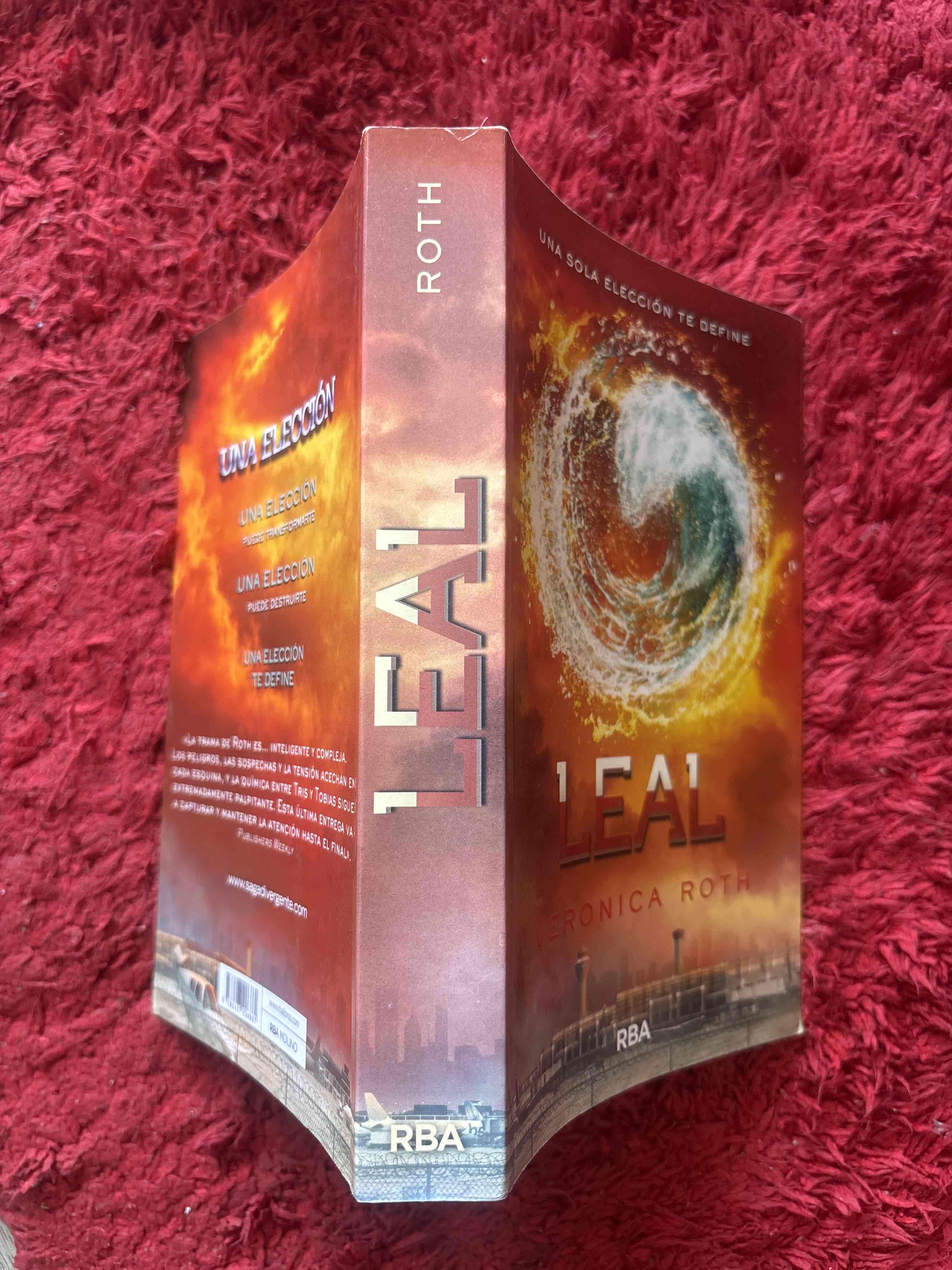Libro Leal de Veronica Roth - miniatura 3