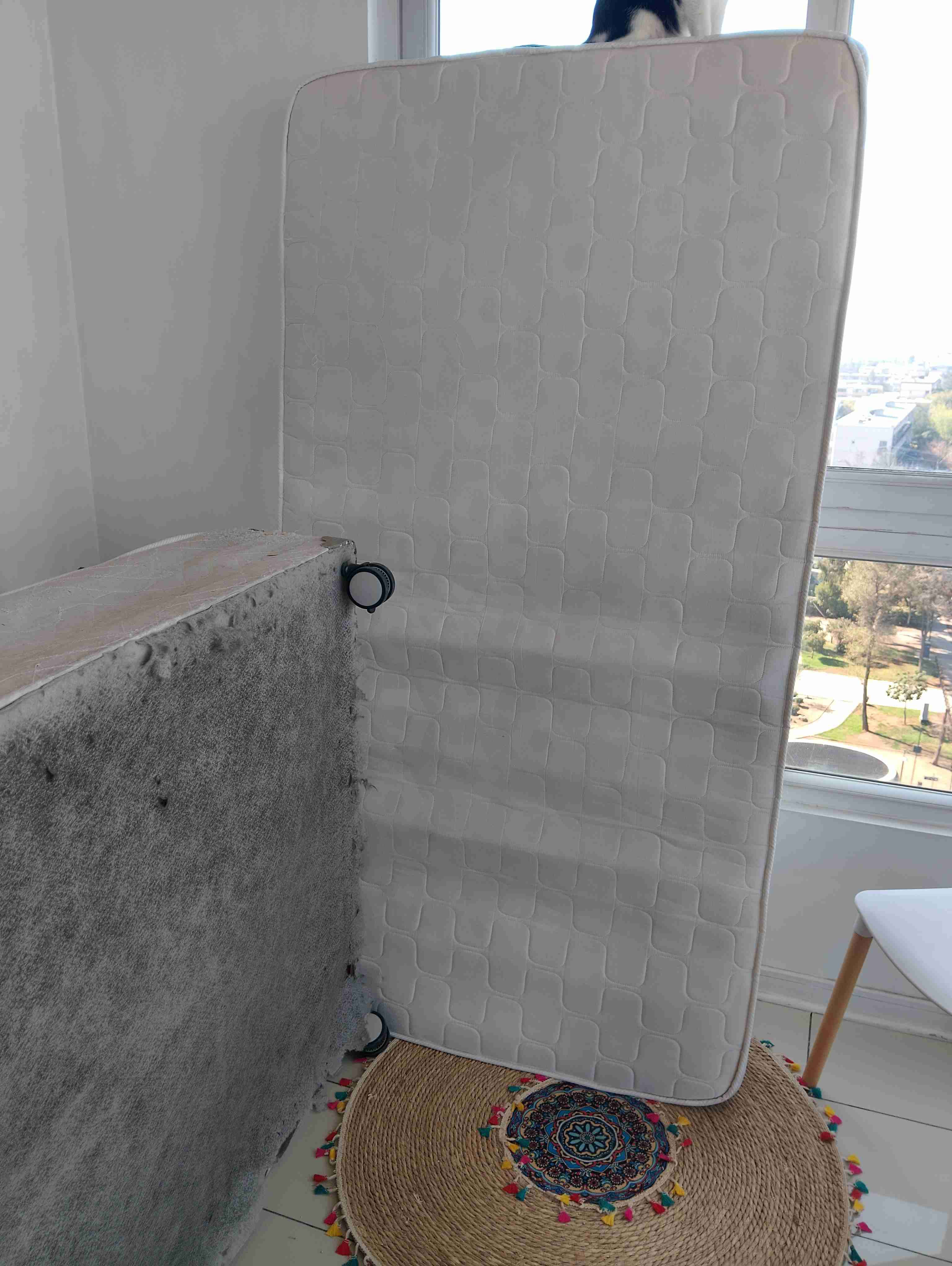 Cama americana con colchón 1.5 - miniatura 2