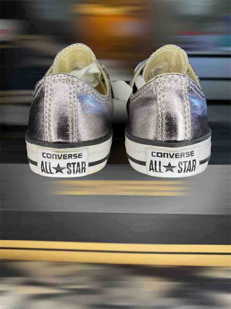 Zapatillas Converse plateadas - miniatura 2