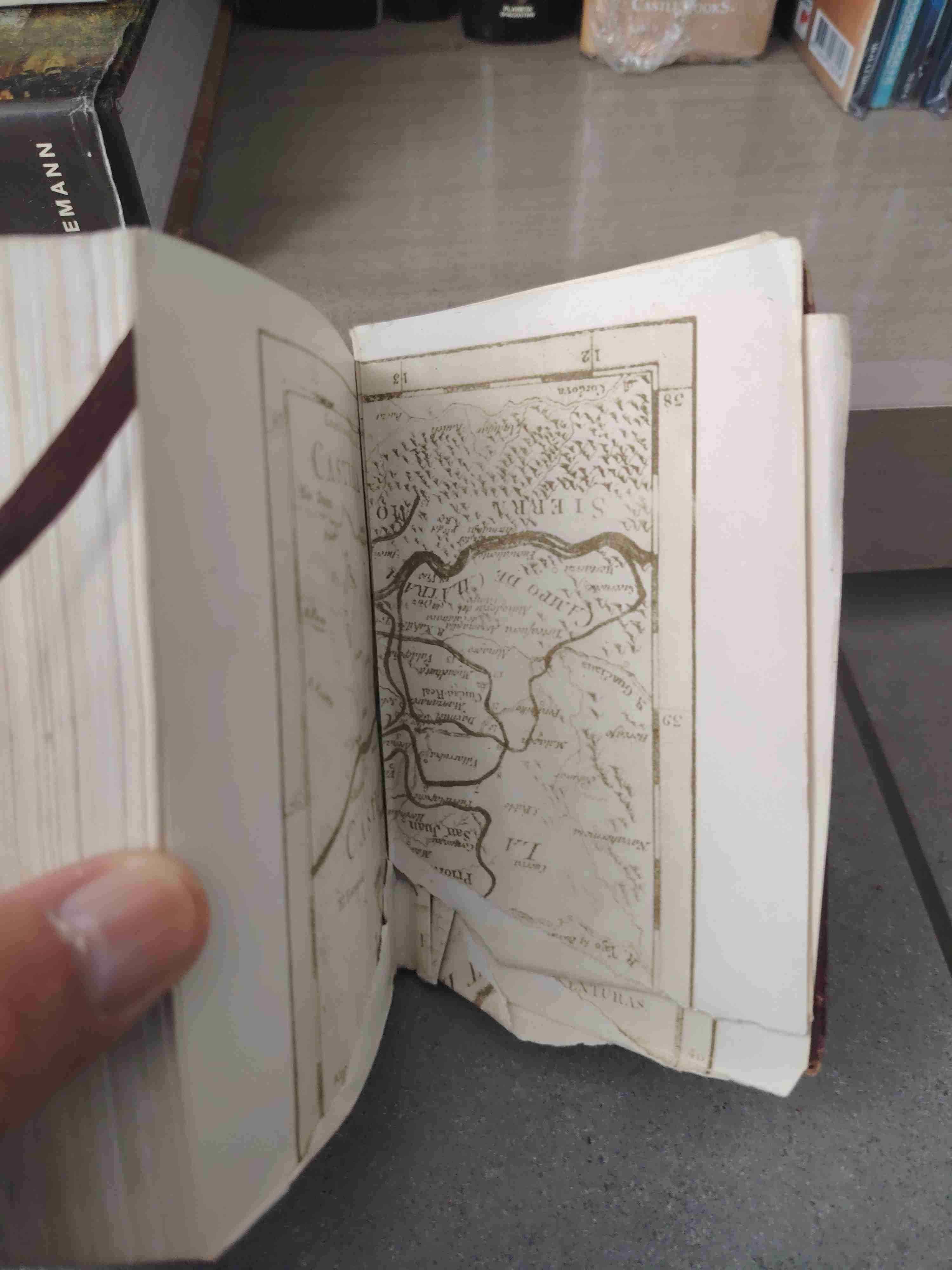 Libro antiguo Don Quijote - miniatura 4