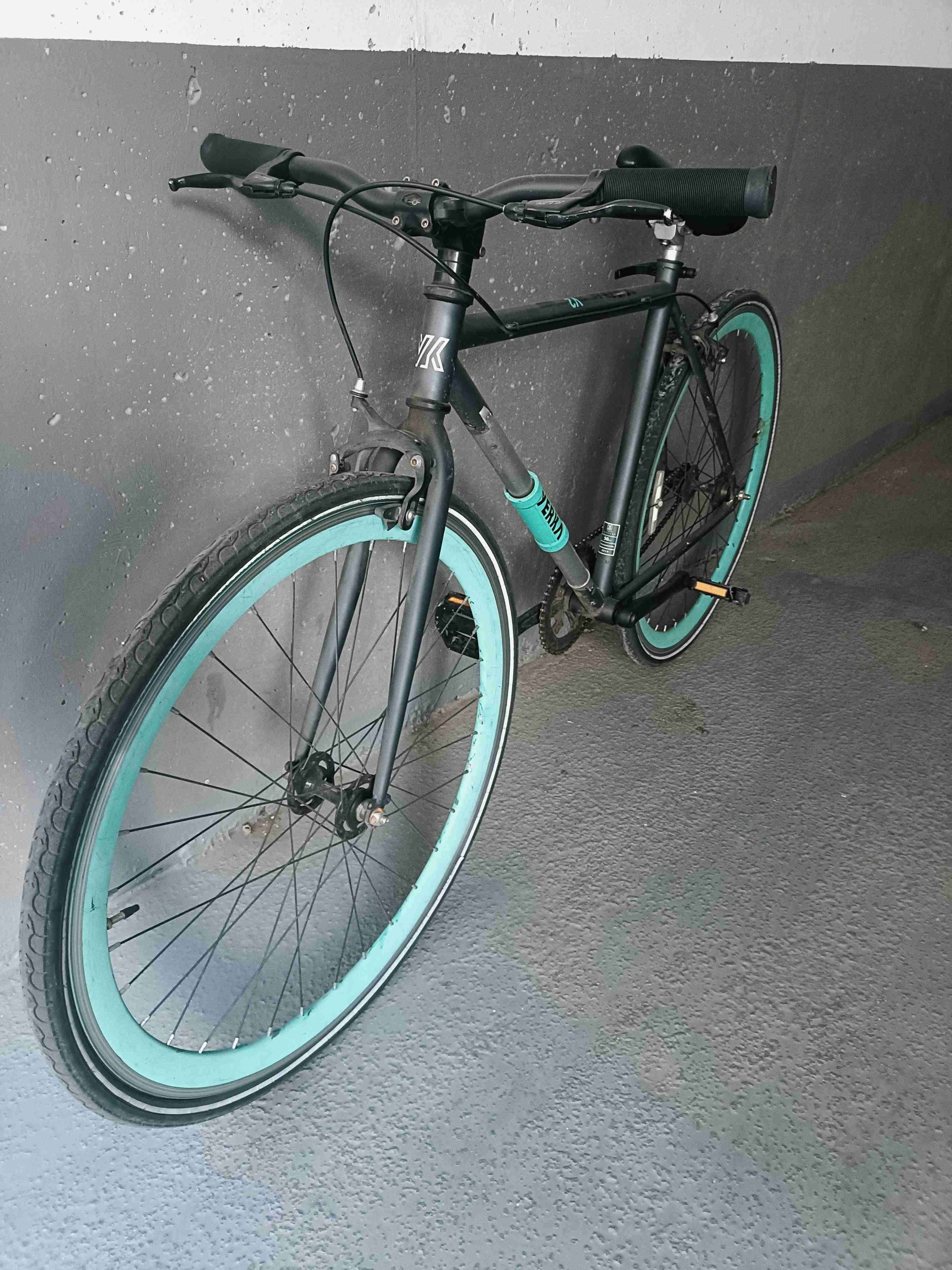 Bicicleta Yerka negro y verde - miniatura 2