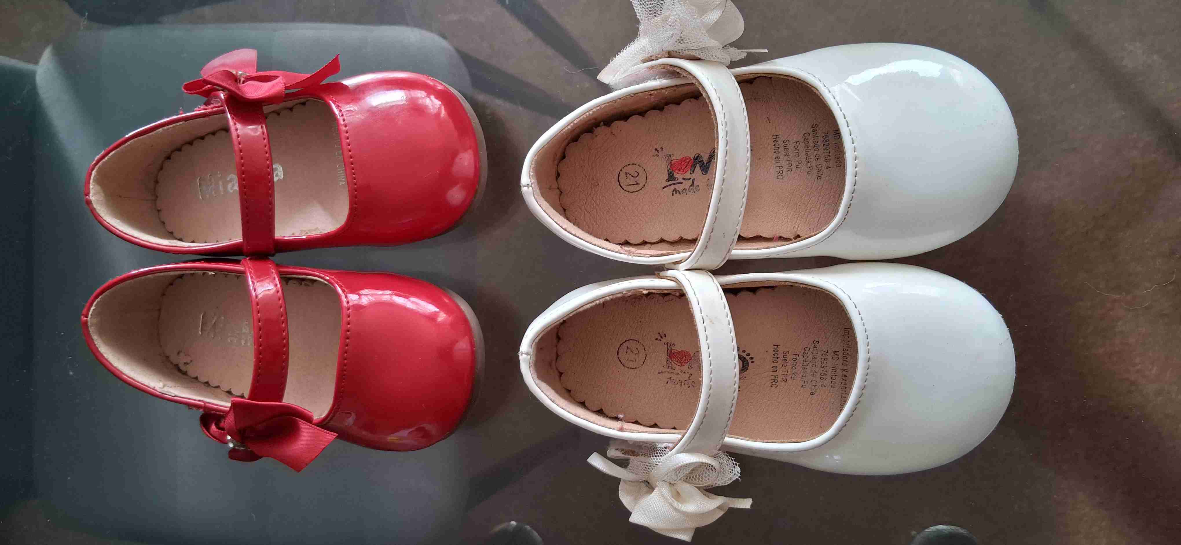 Zapatos de niña con lazo, dos pares