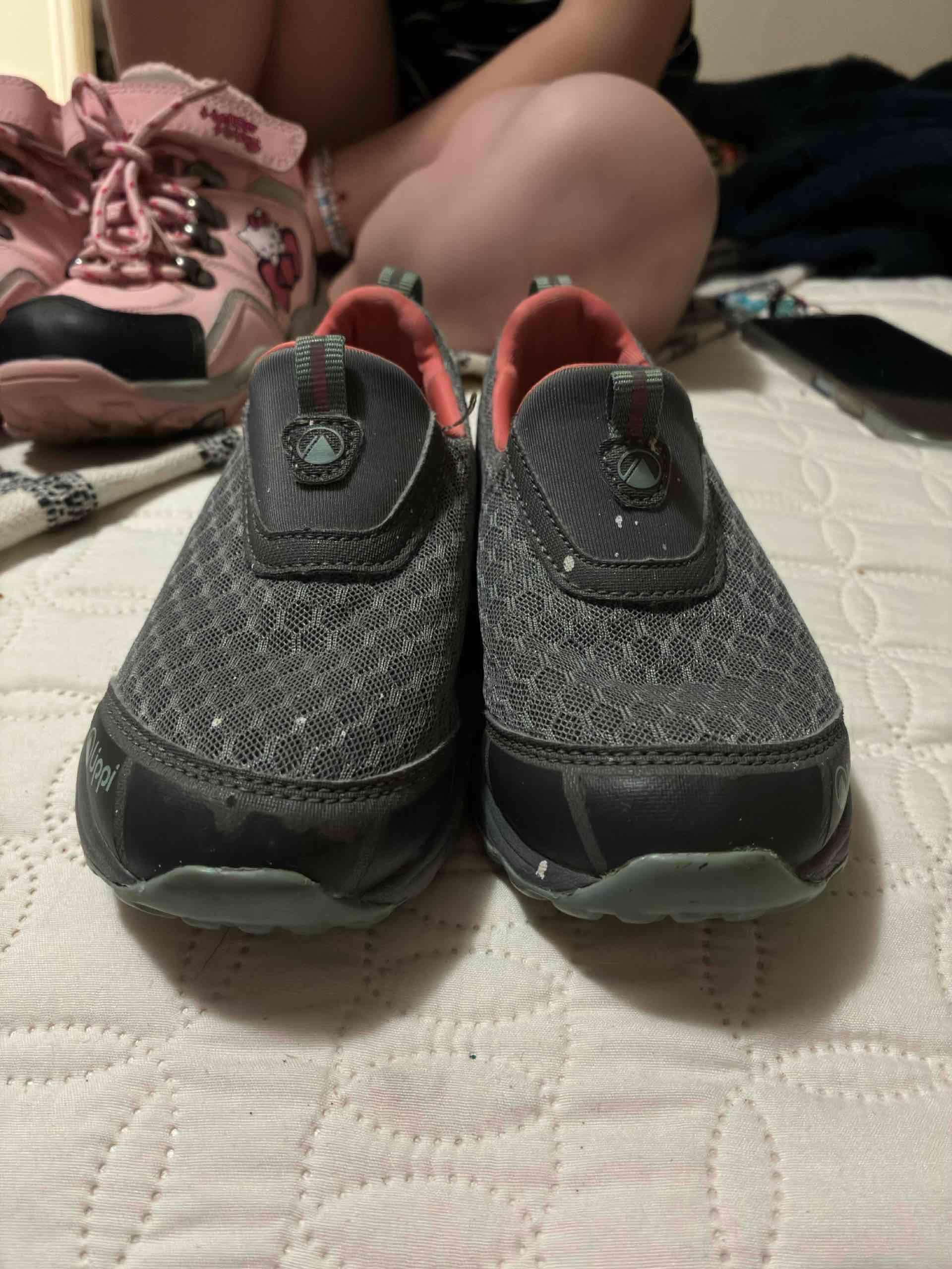 Zapatos deportivos infantiles gris y rosa - miniatura 2