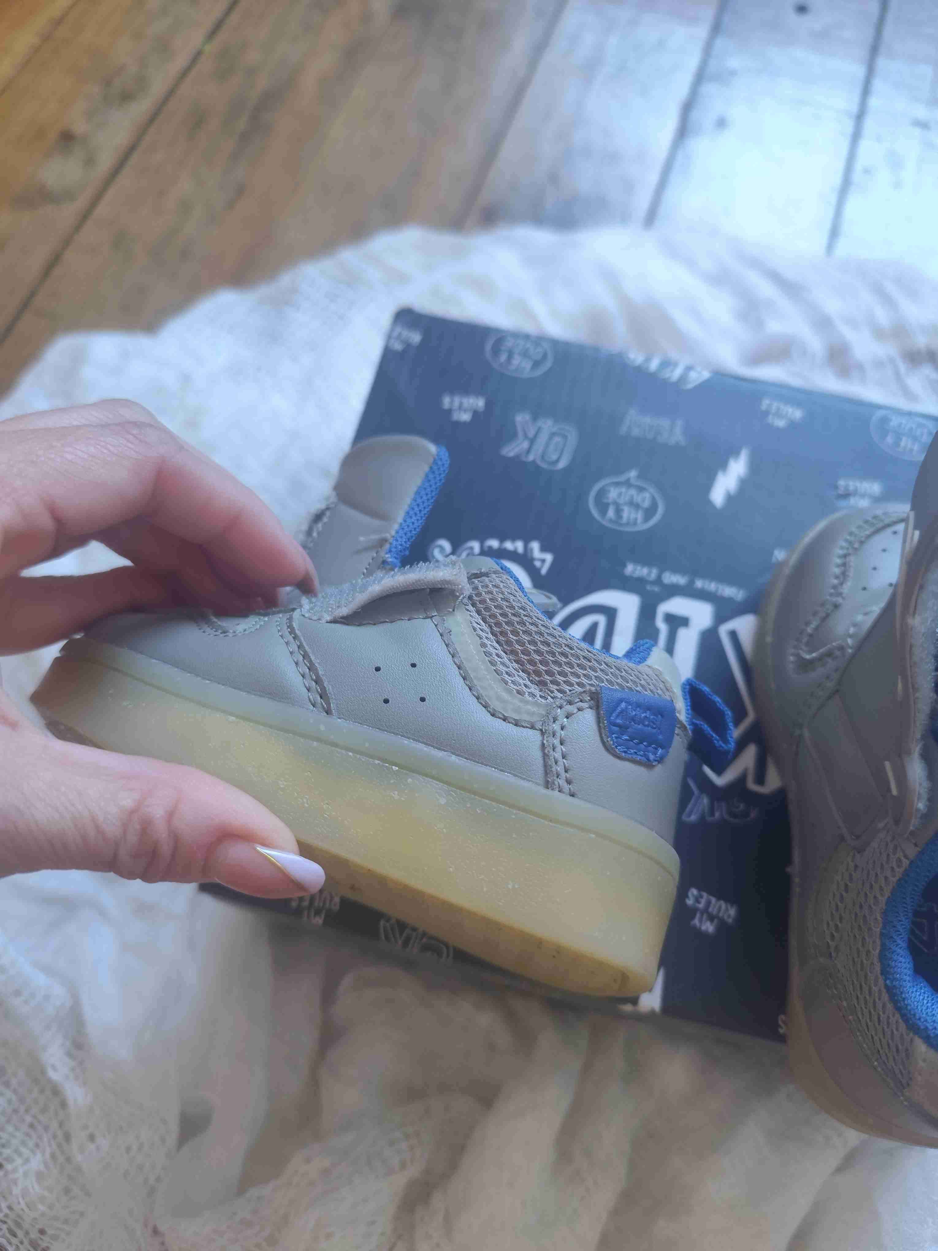 Zapatillas grises infantiles - miniatura 4