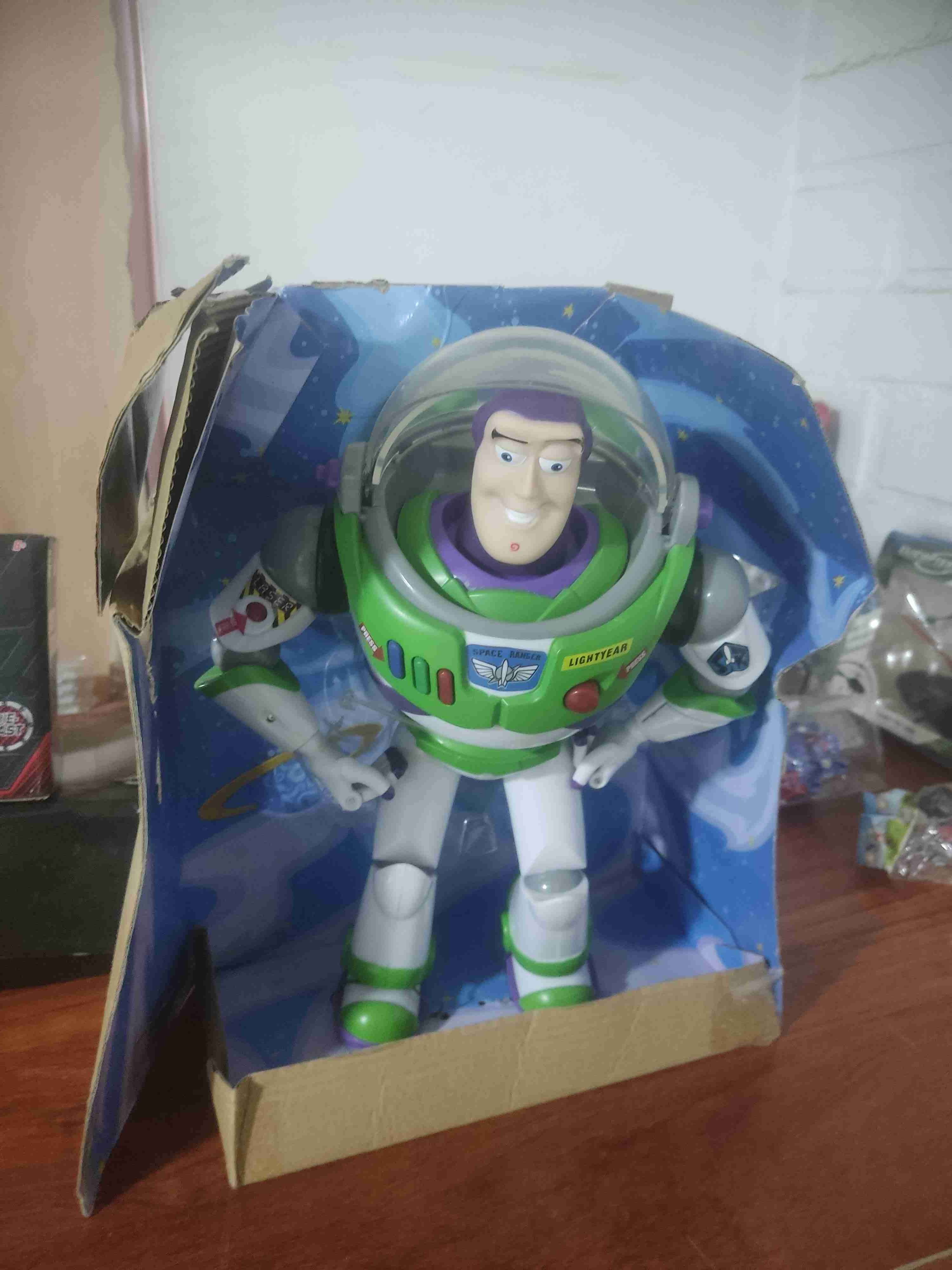 Muñeco Buzz Lightyear - miniatura 2