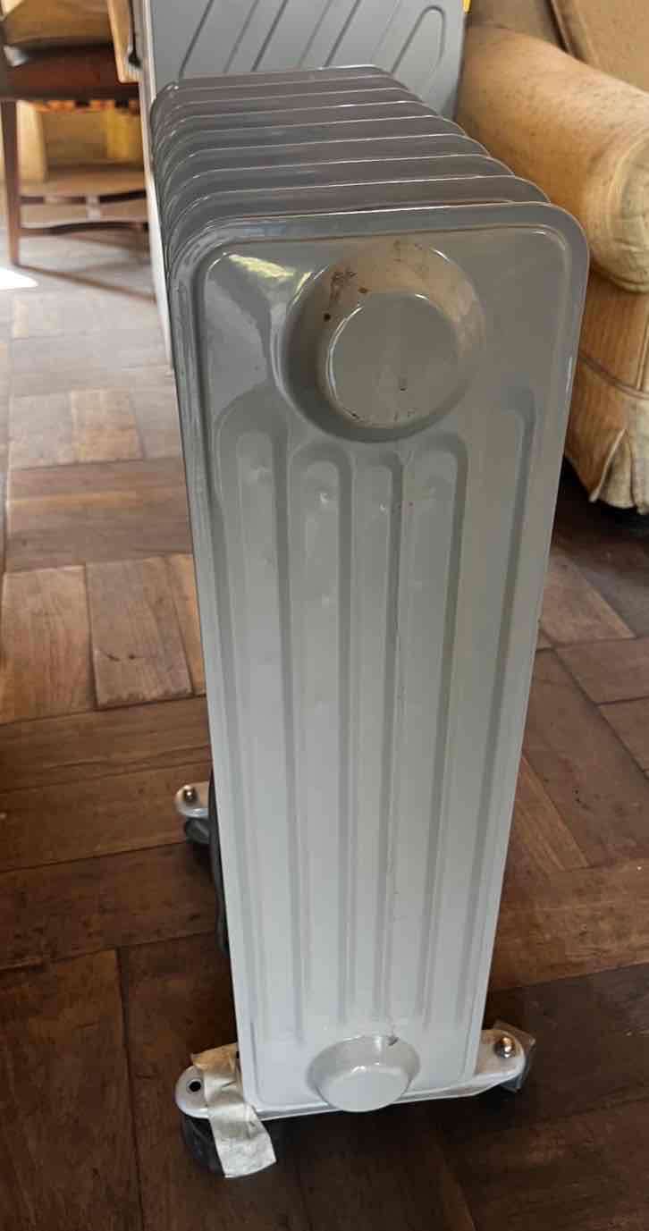 Estufa eléctrica de aceite blanca - miniatura 2