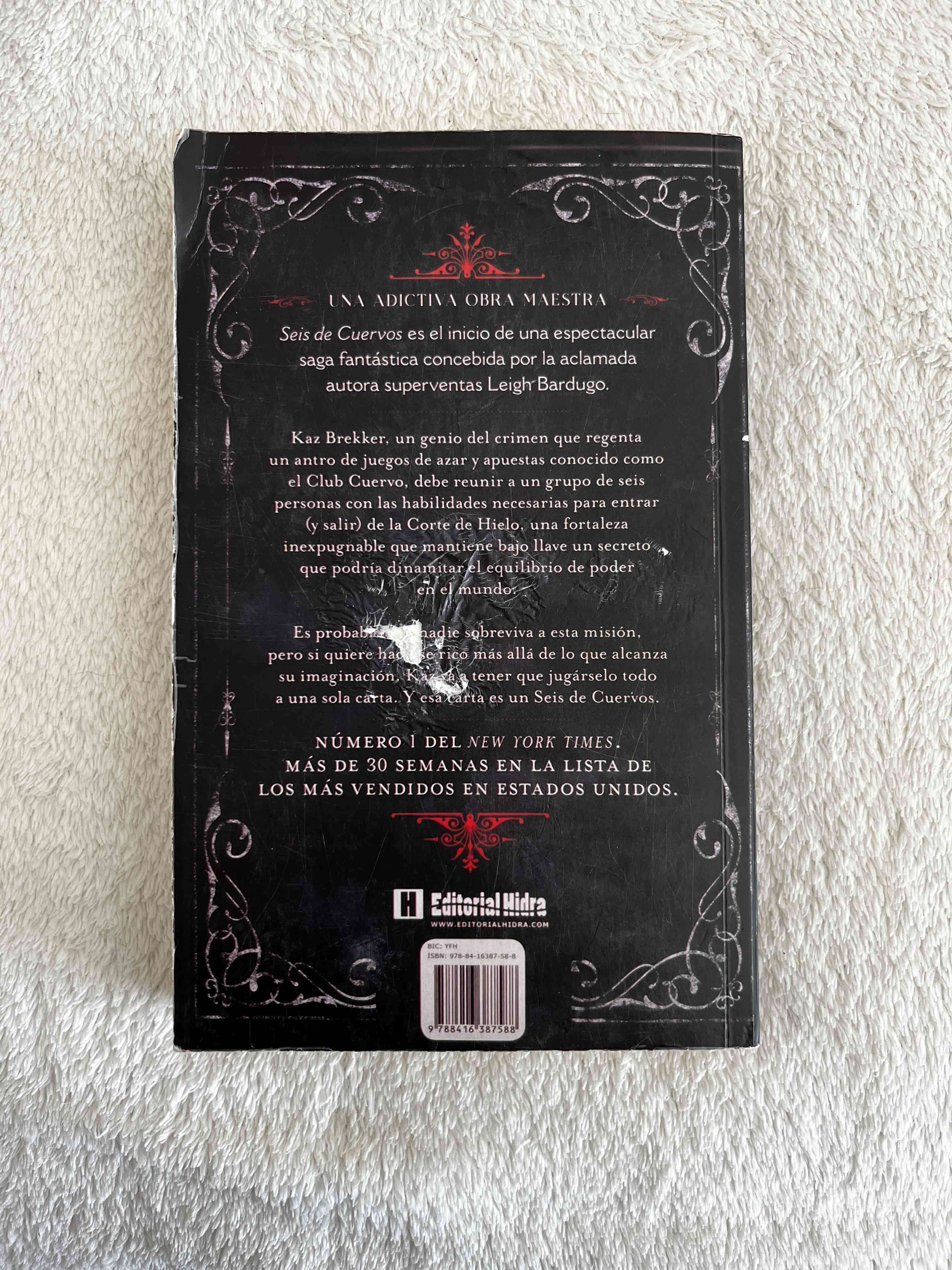 Libro 'Seis de Cuervos' usado - miniatura 2