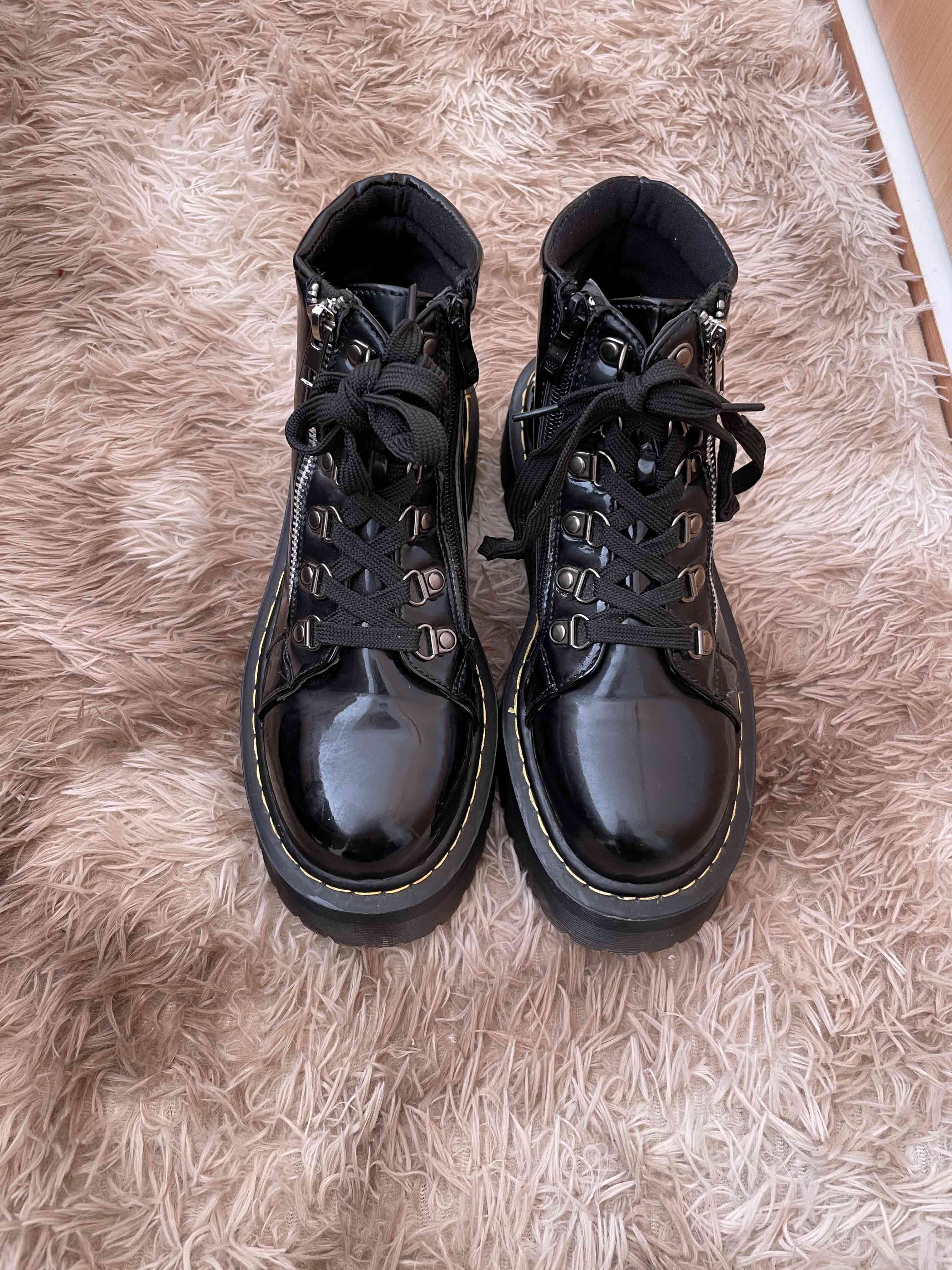 Botines negros con plataforma - miniatura 2