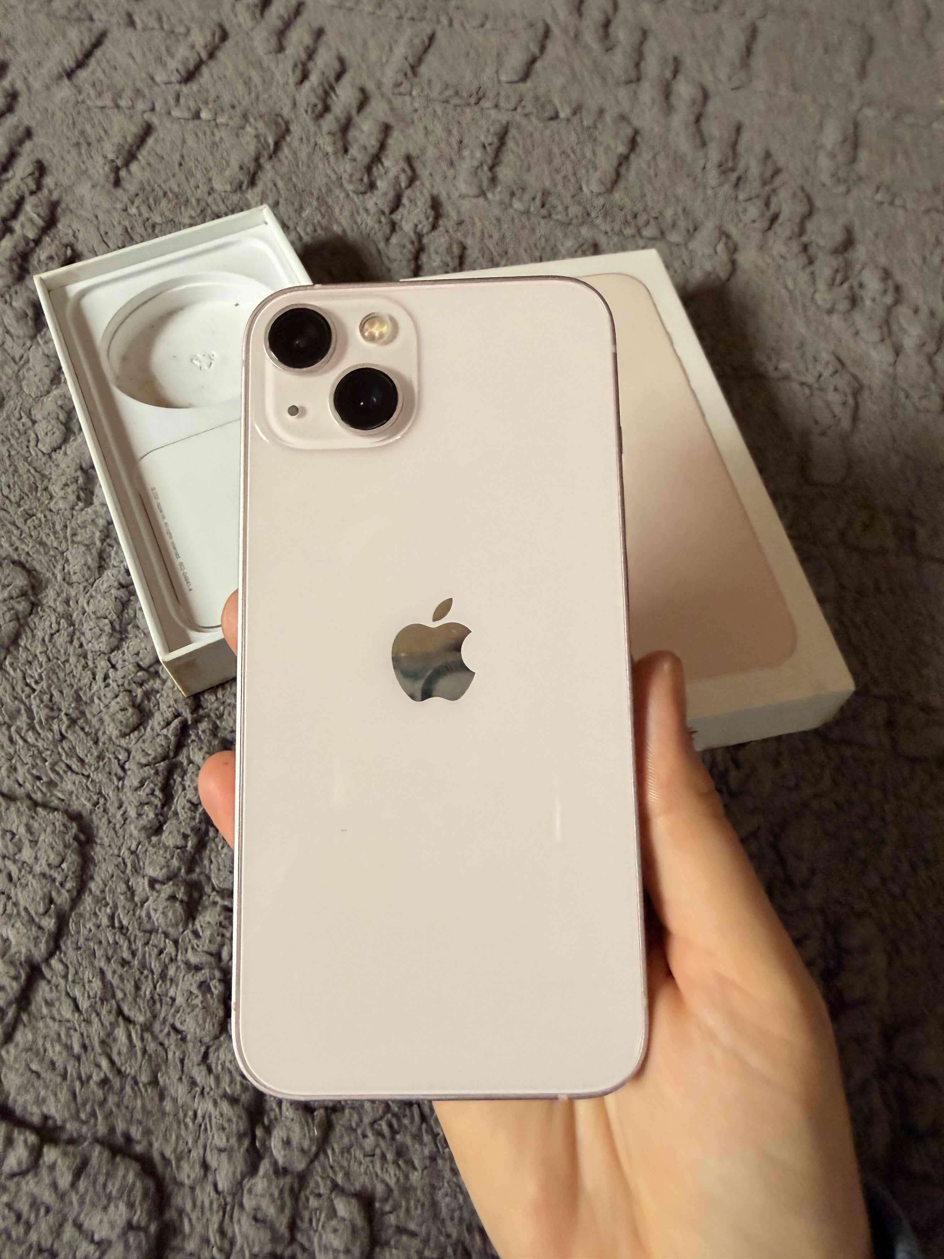 iPhone 13 con caja original - miniatura 4