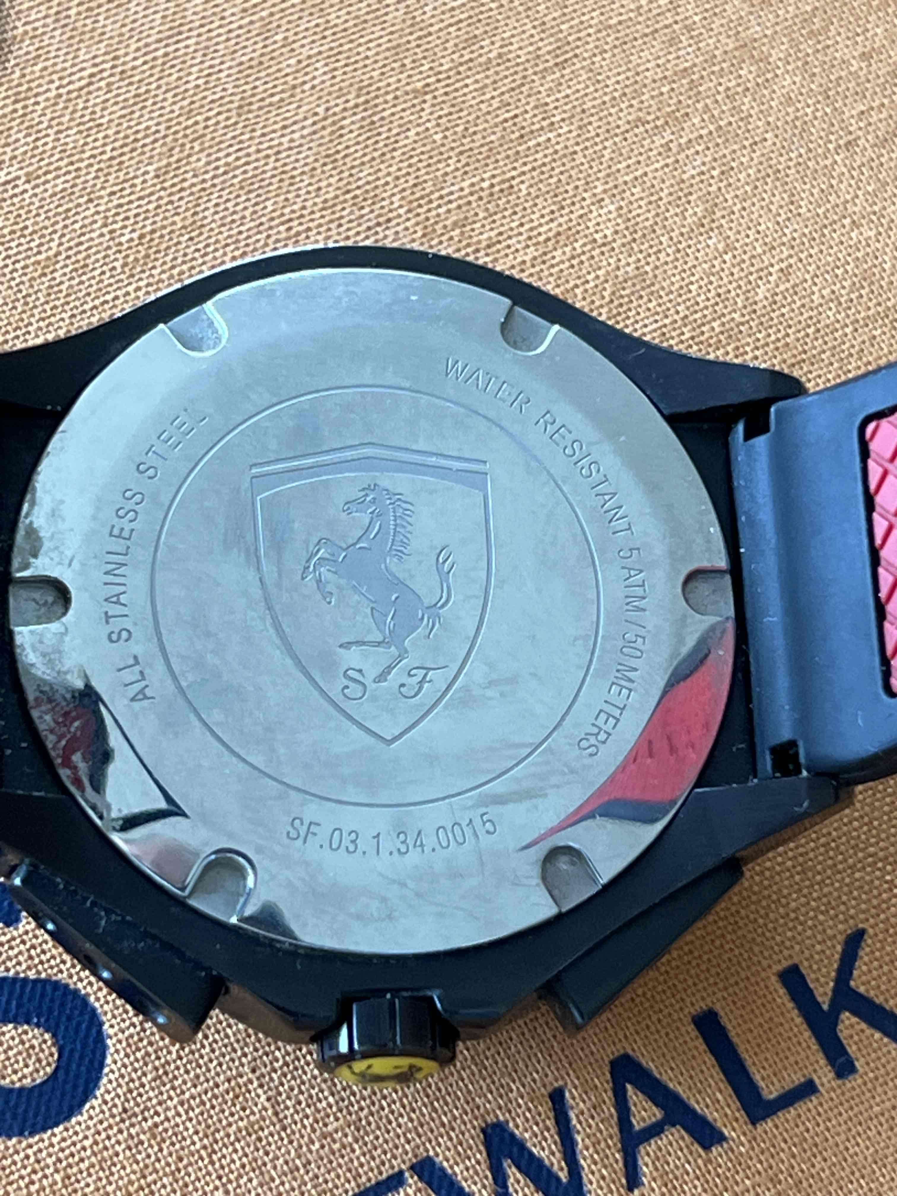 Reloj deportivo Ferrari Original negro y rojo - miniatura 4