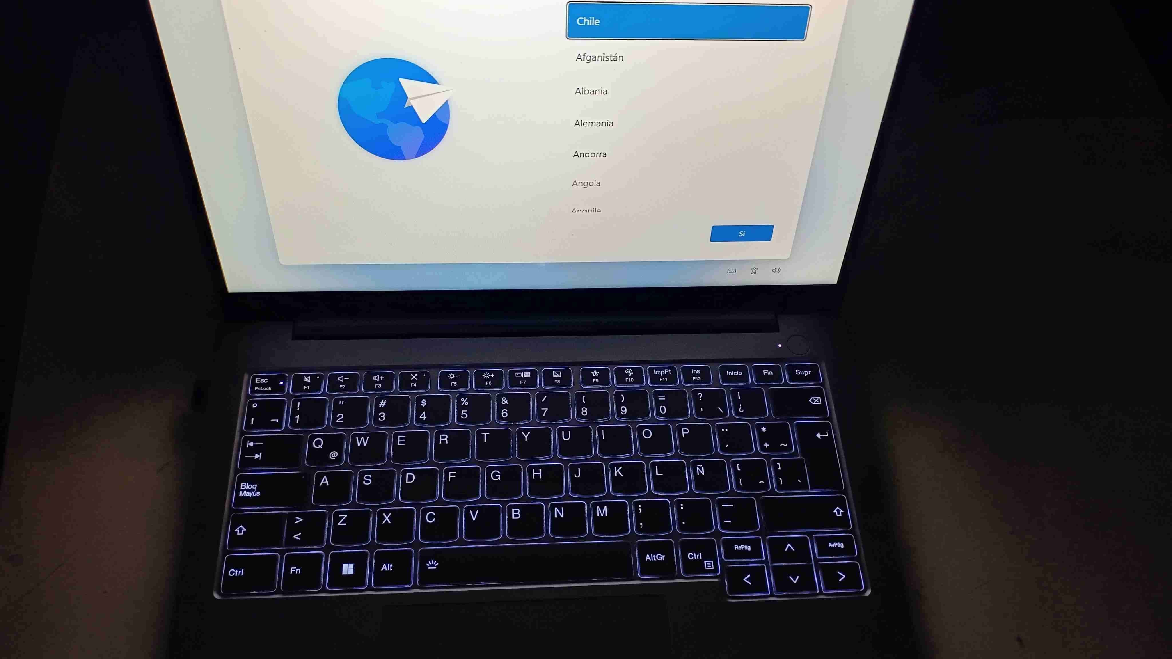 Notebook Lenovo ThinkPad con accesorios - miniatura 2