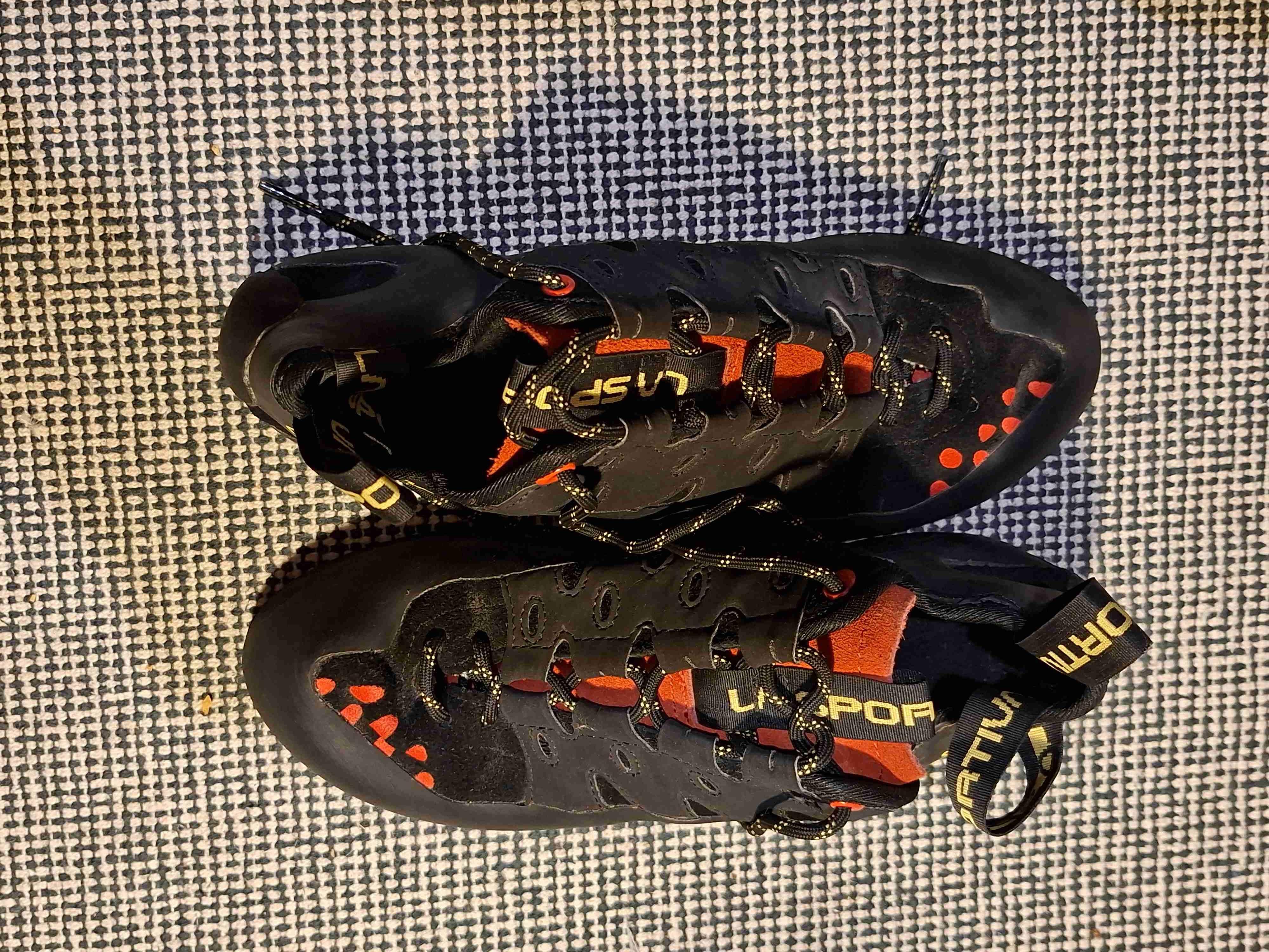 Zapatillas de escalada La Sportiva talla 41 - miniatura 2