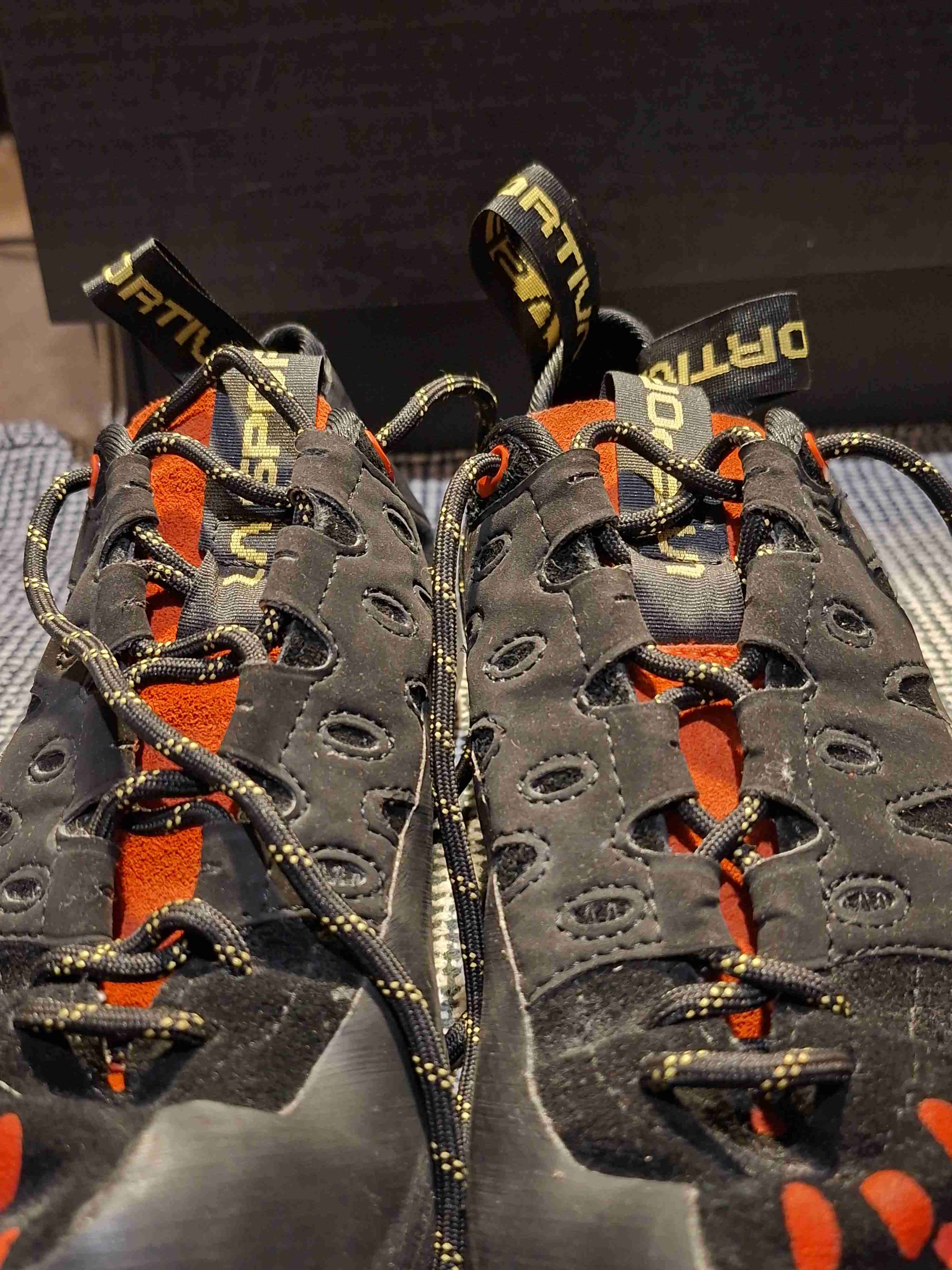 Zapatillas de escalada La Sportiva talla 41 - miniatura 4