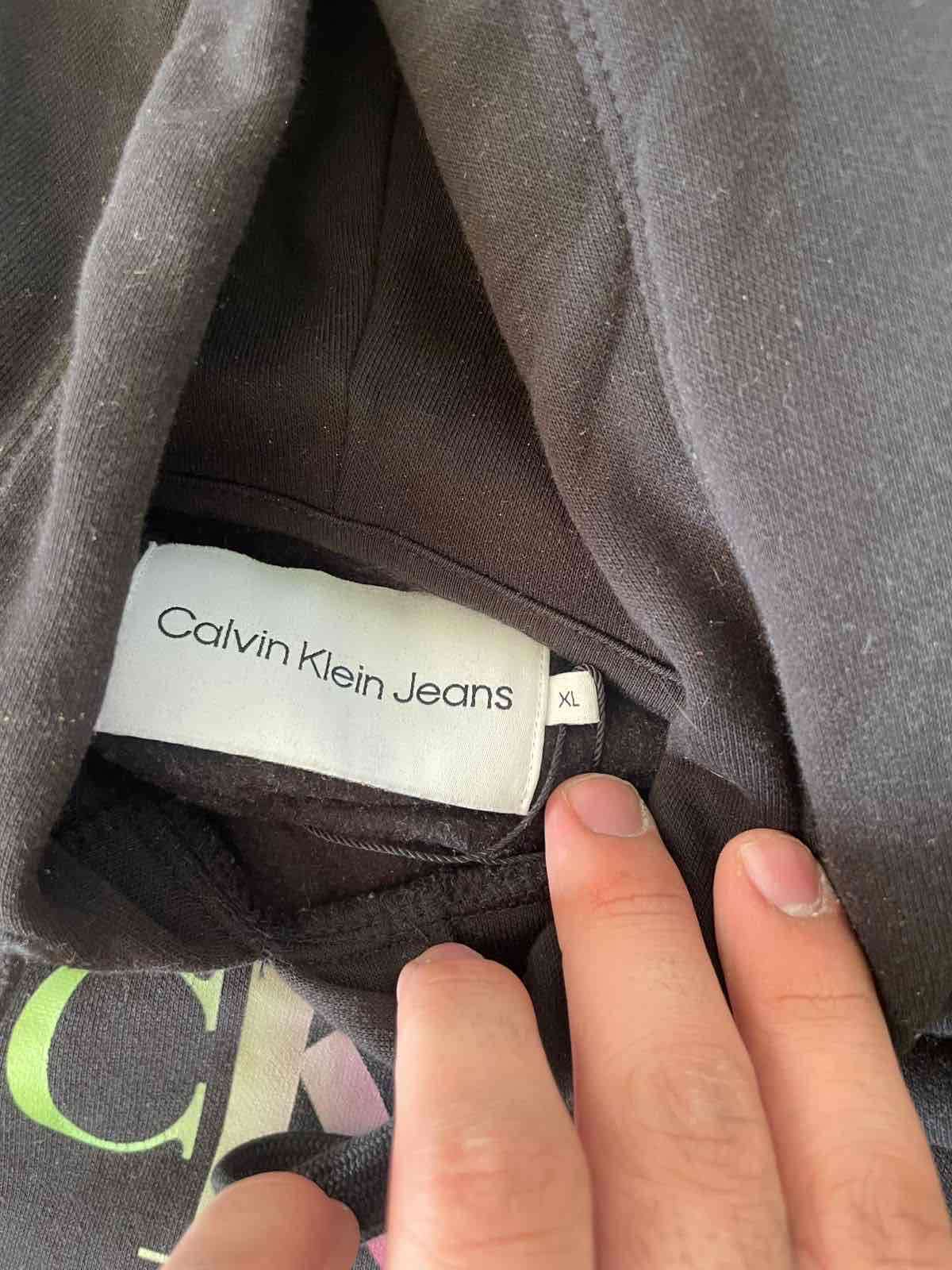 Polerón negro con capucha Calvin Klein - miniatura 3