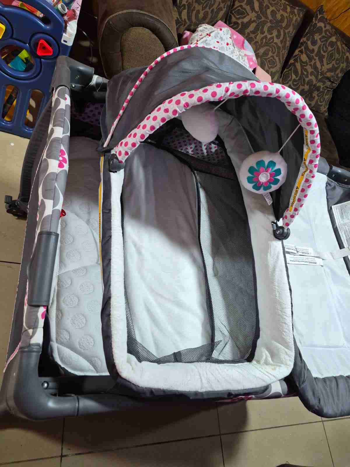 Cuna y Corral de bebé portátil - miniatura 4