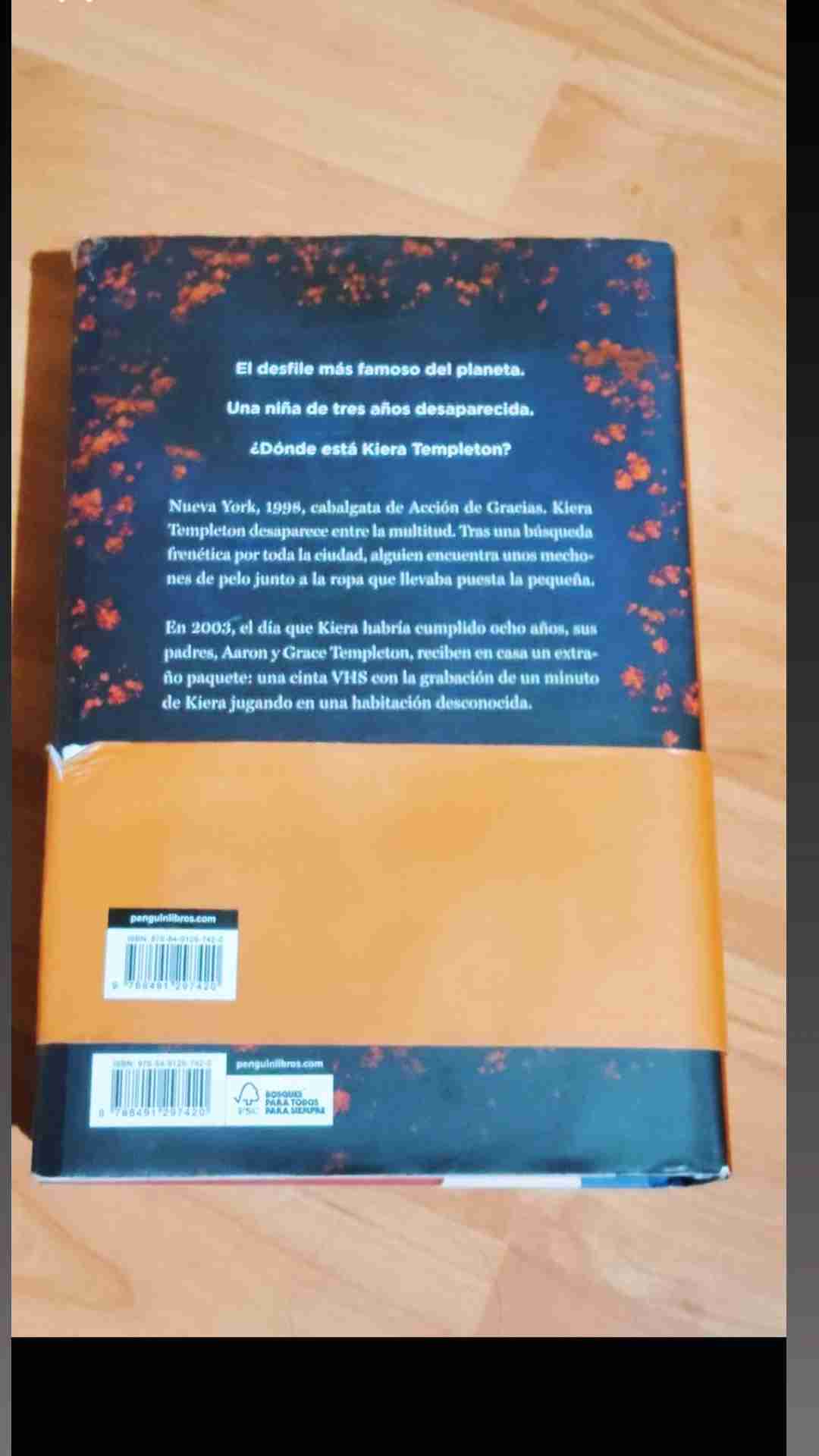 Libro 'La chica de nieve' edición especial - miniatura 2