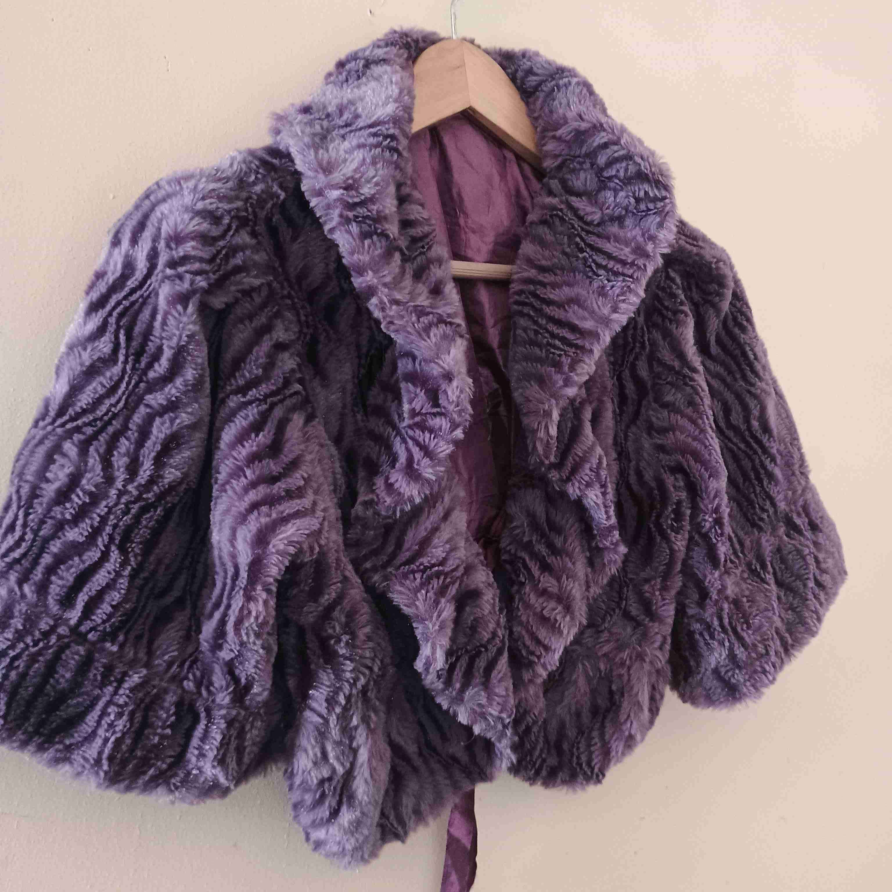 Chaleco corto de peluche morado - miniatura 3