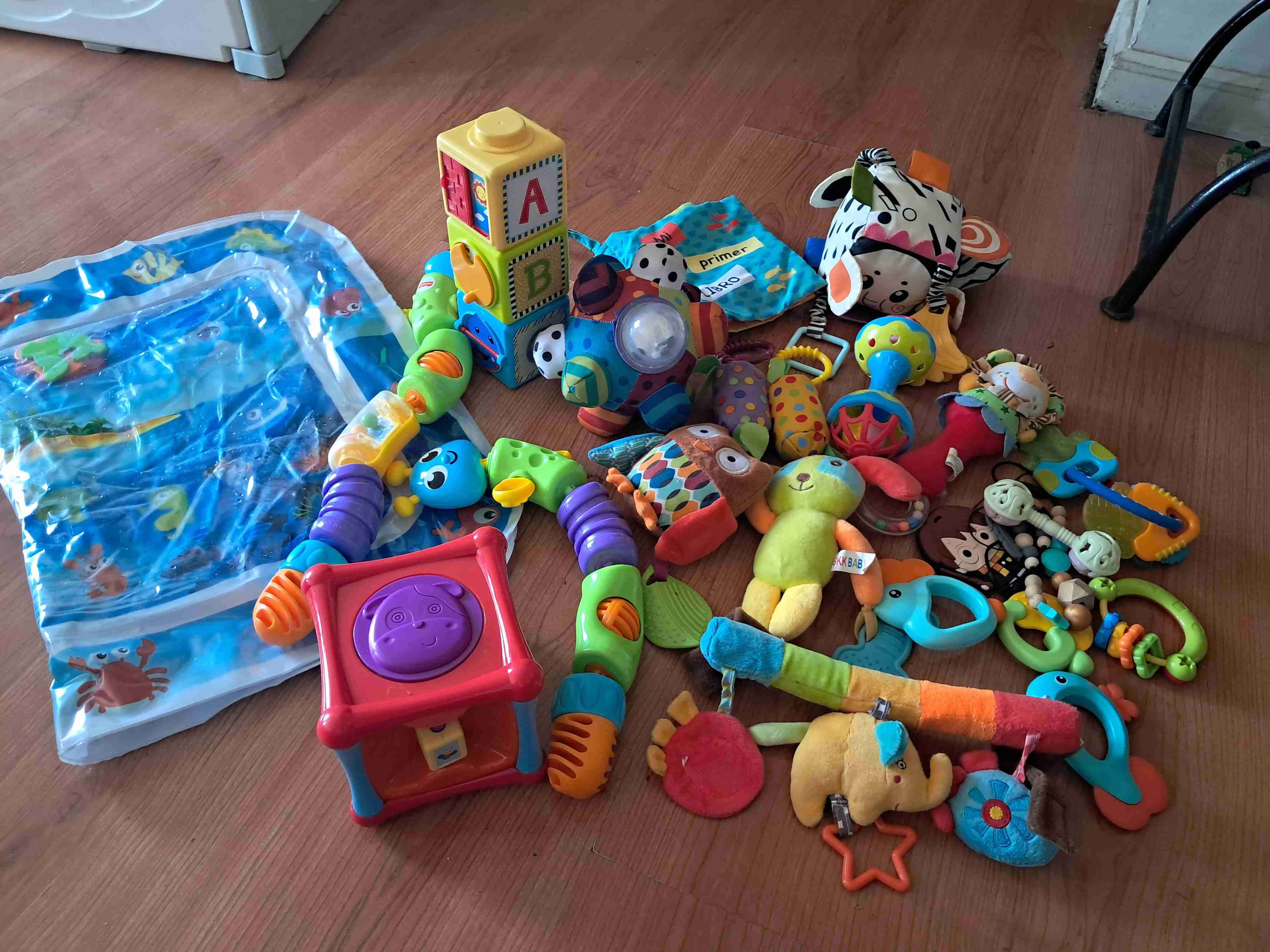 Lote de juguetes para bebé estimulación temprana