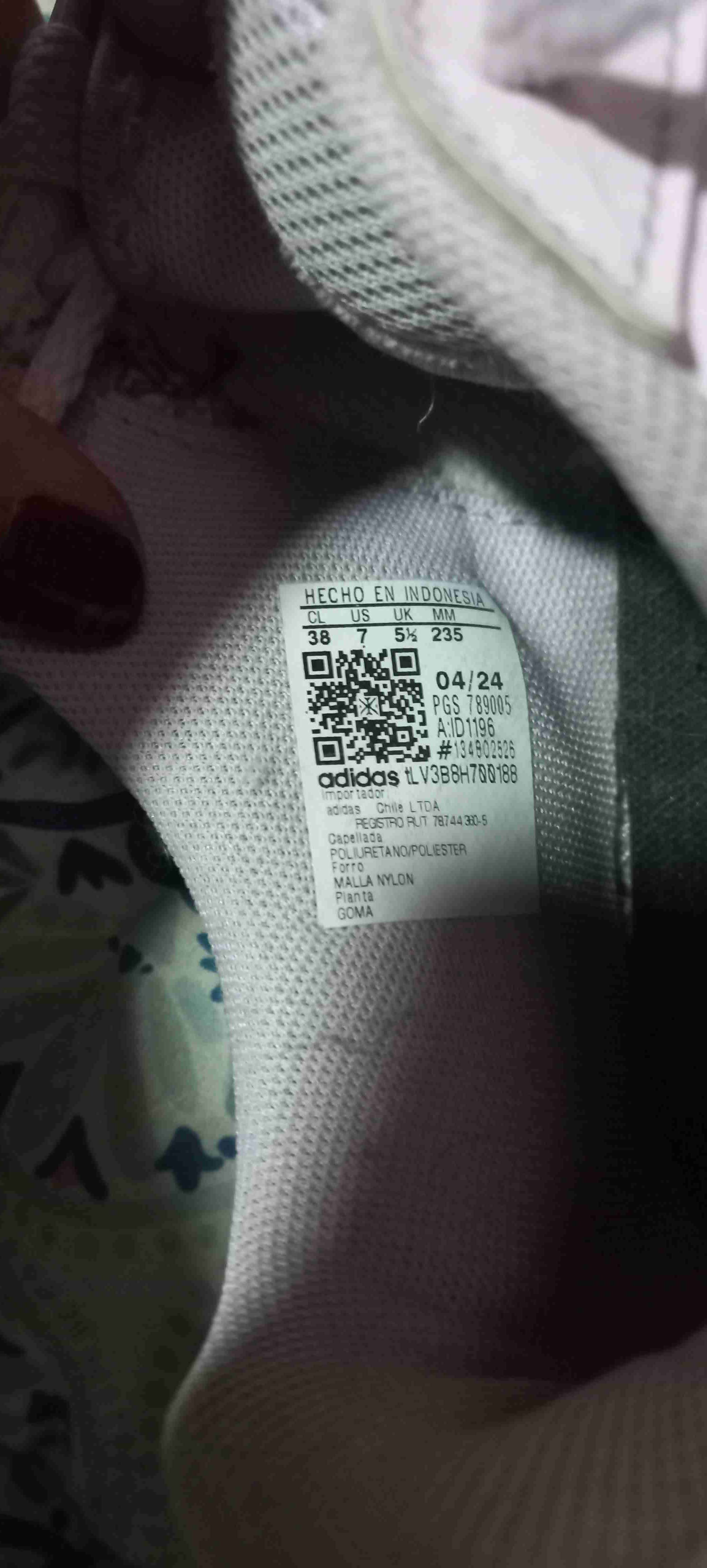 Zapatillas rosadas con logo - miniatura 3