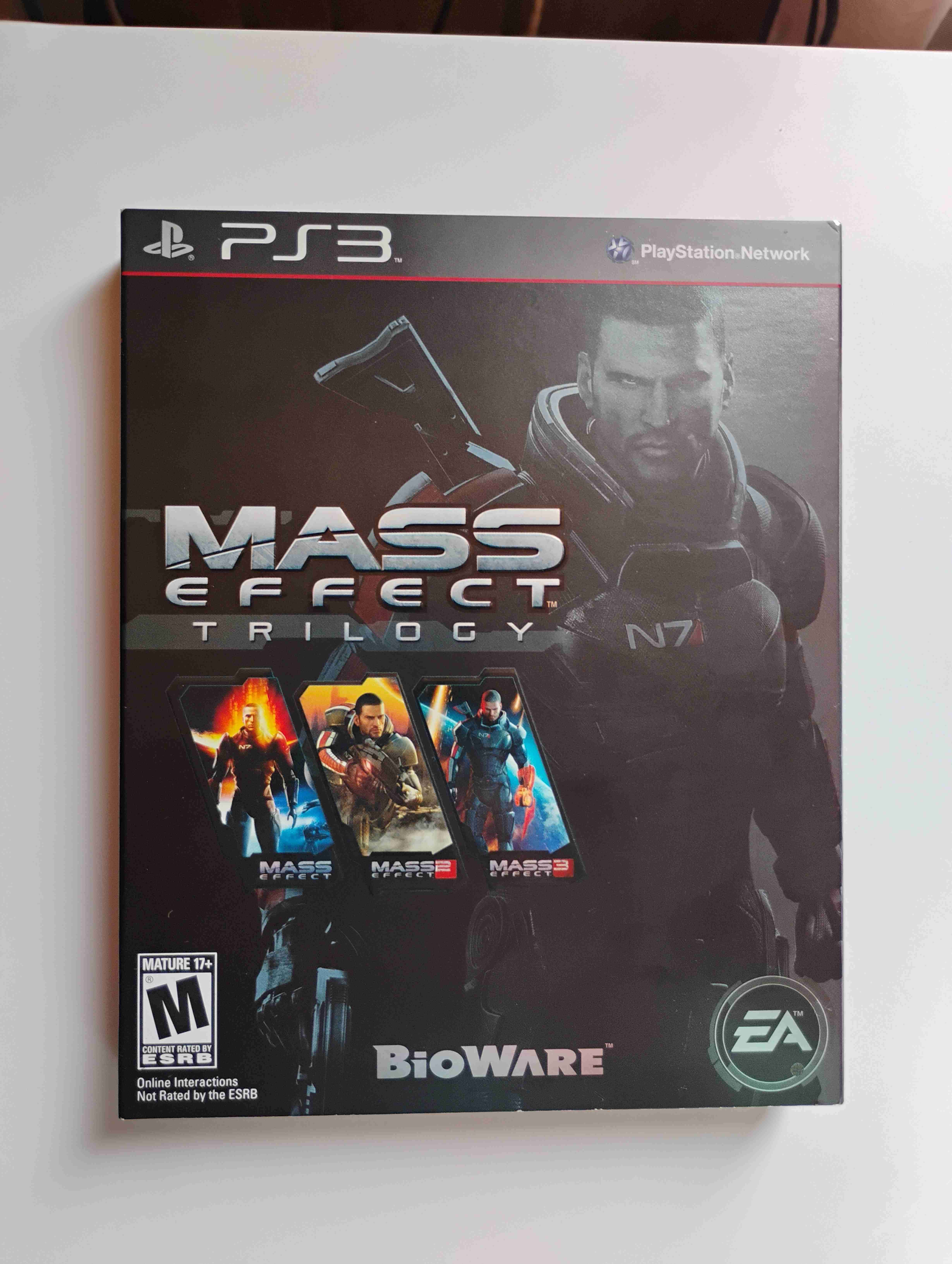 Mass Effect Trilogy para PS3 - miniatura 1