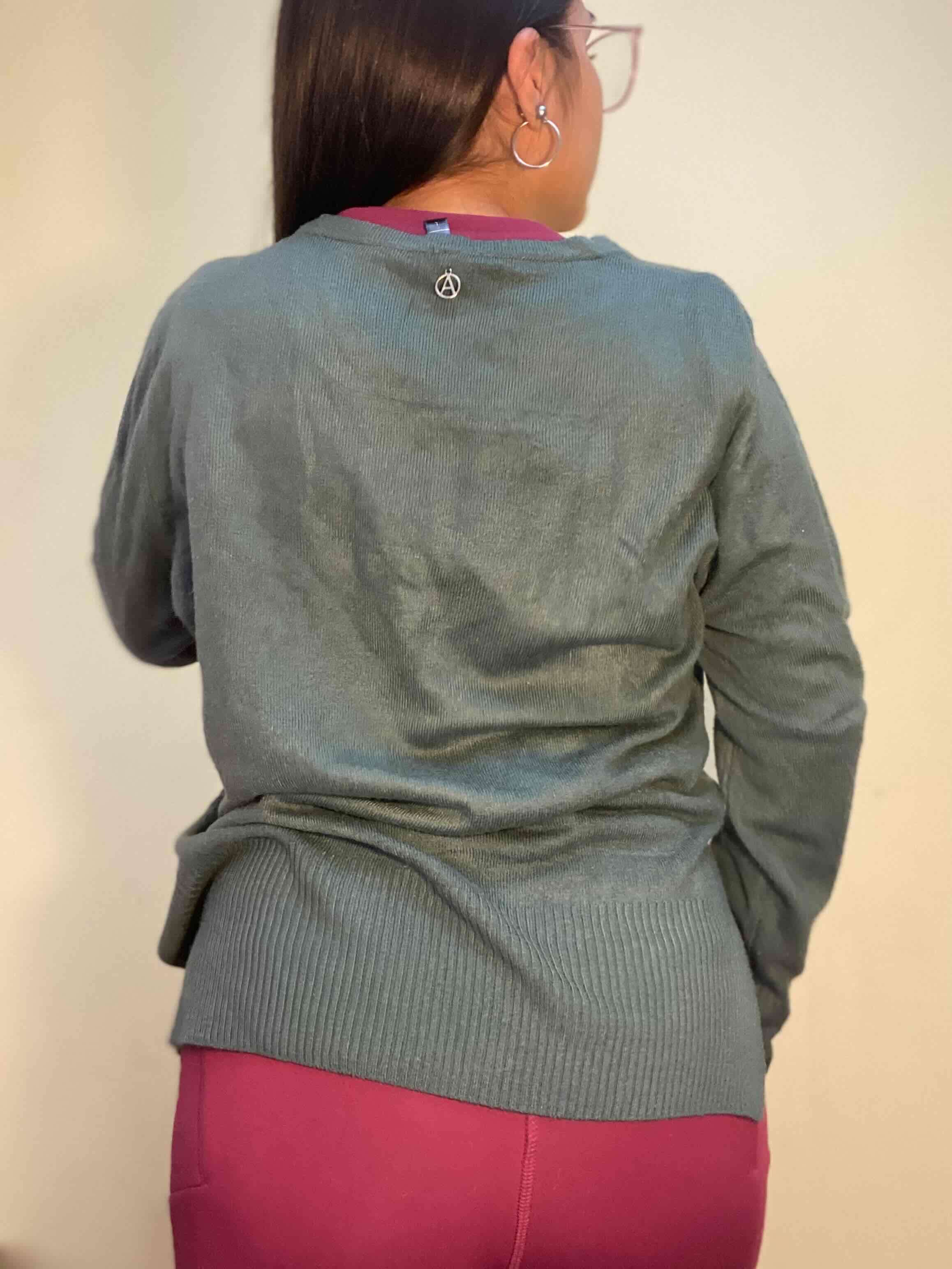 Suéter Verde con apliques brillantes - miniatura 4