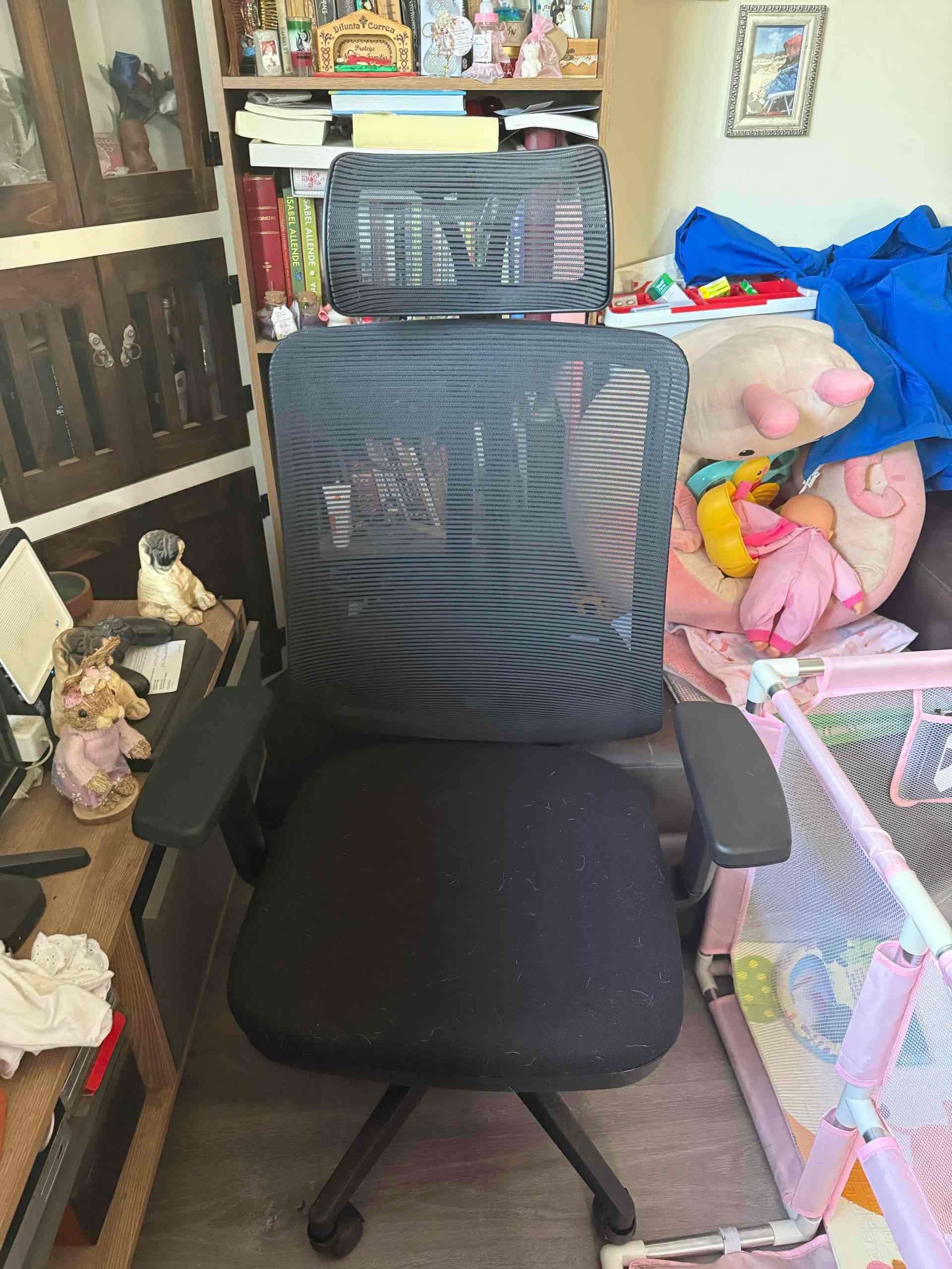 Silla de oficina ergonómica negra