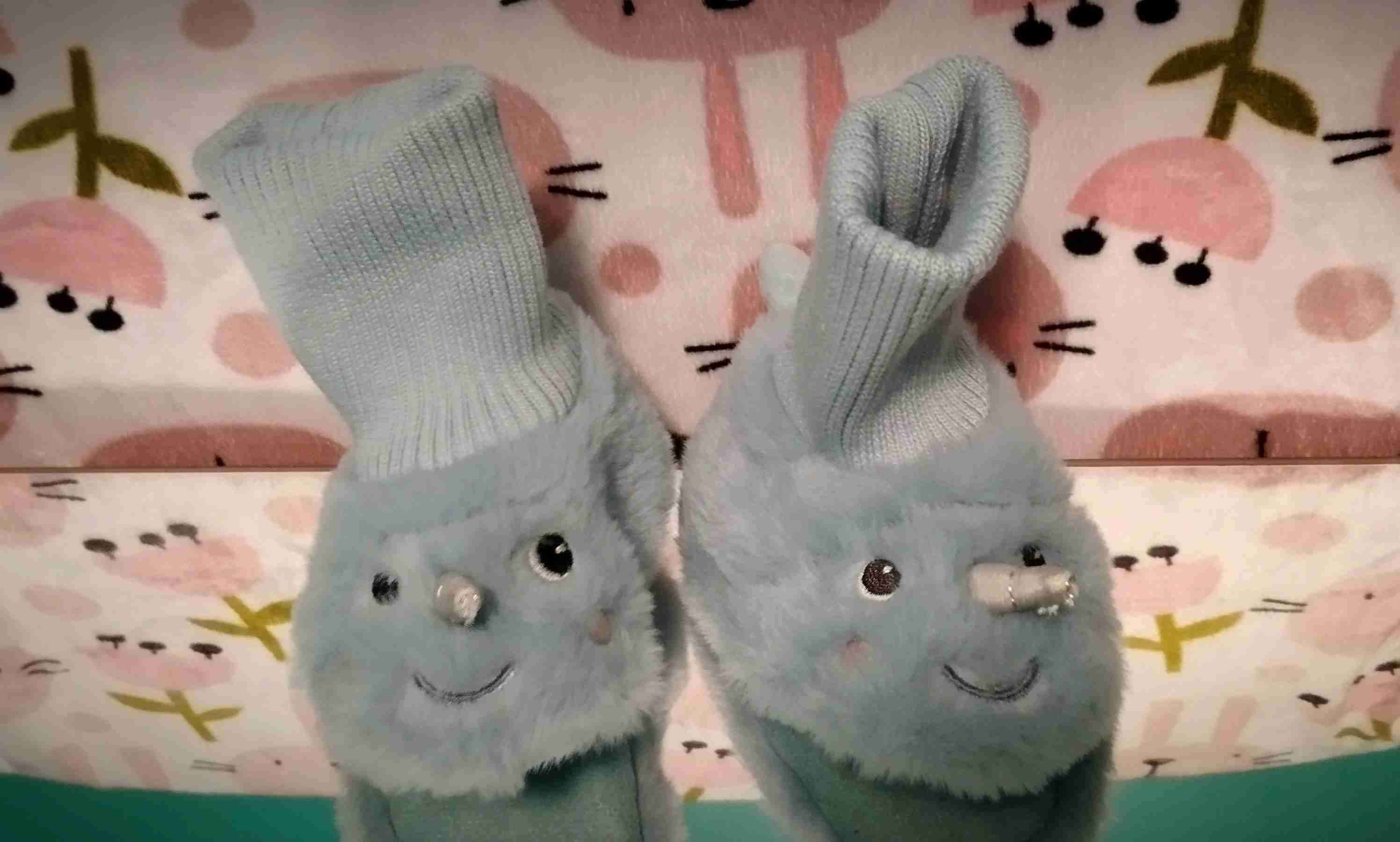 Pantuflas infantiles de narval - miniatura 2