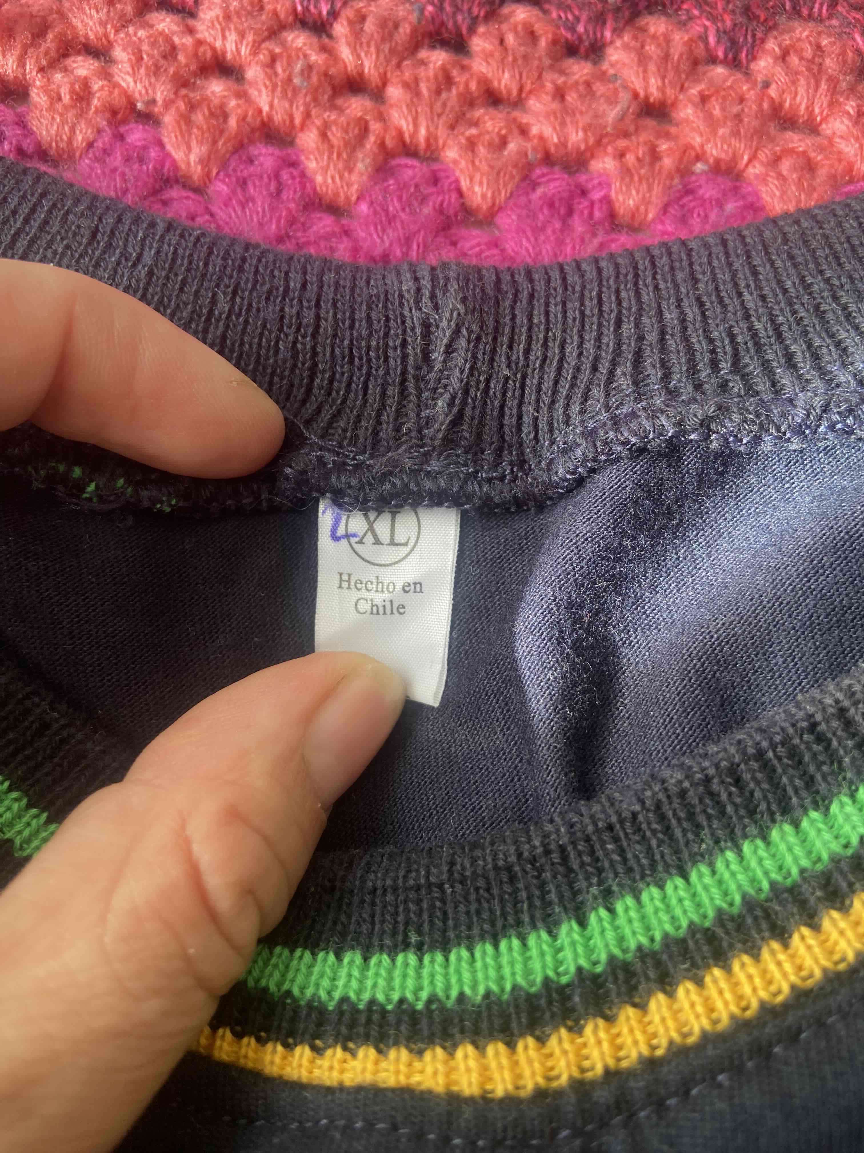 Polera escolar negra - miniatura 3