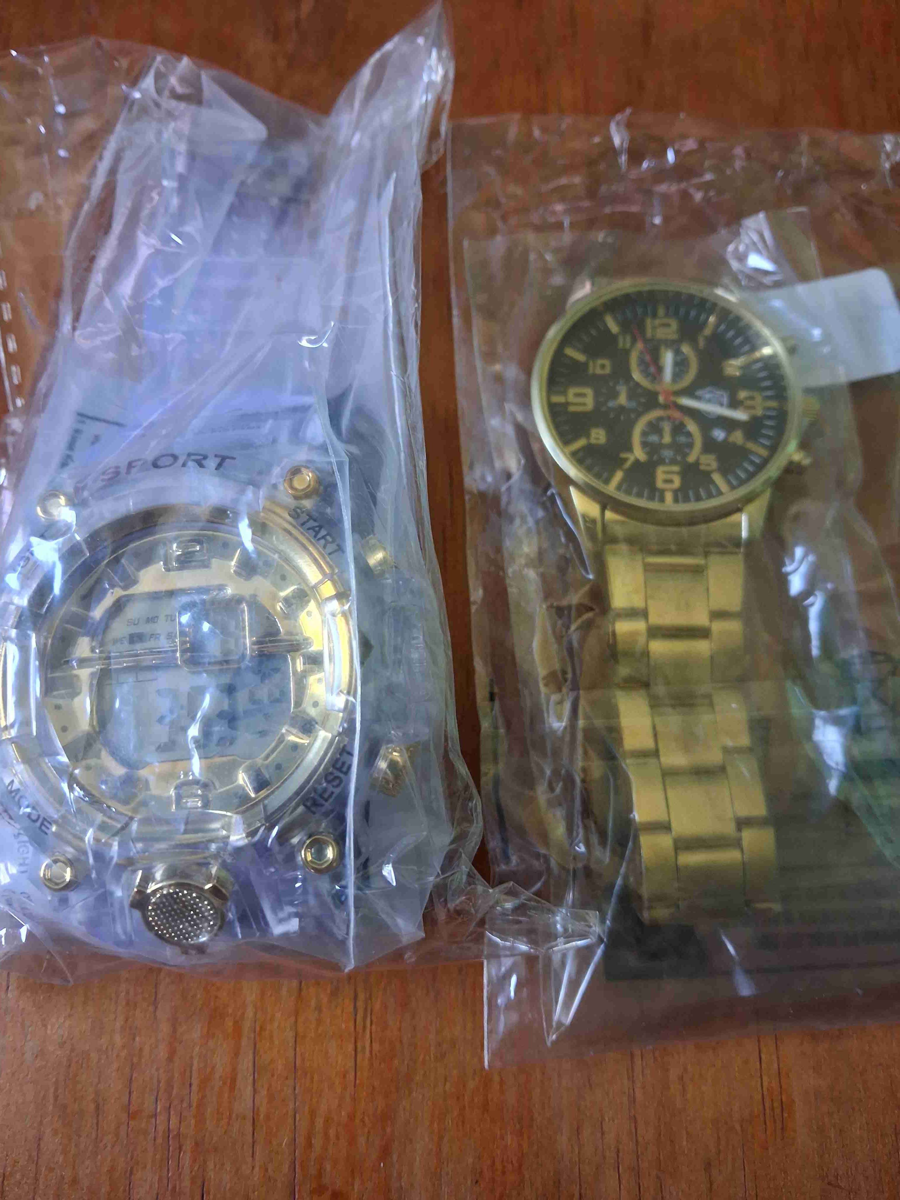 Relojes de pulsera variados - miniatura 4