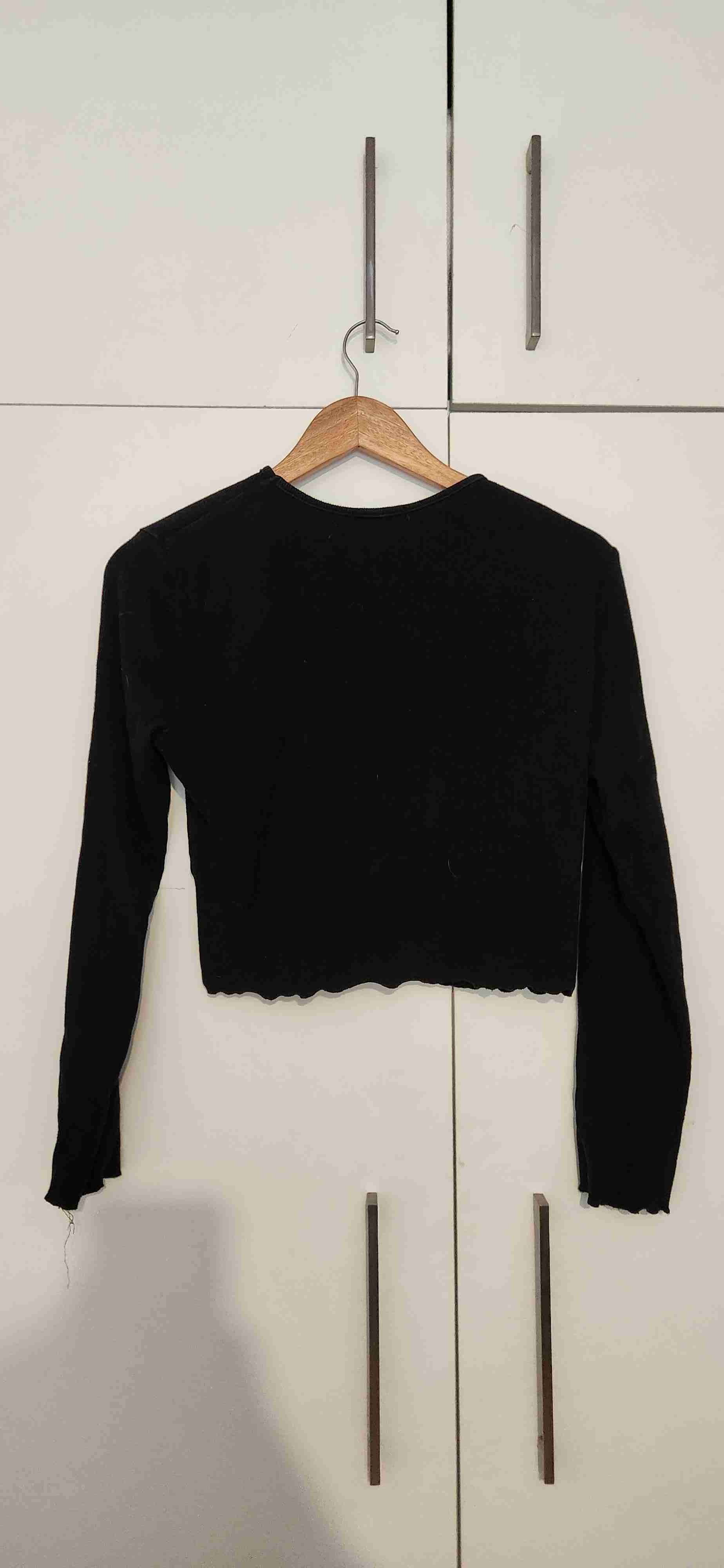 Polera negra manga larga - miniatura 2