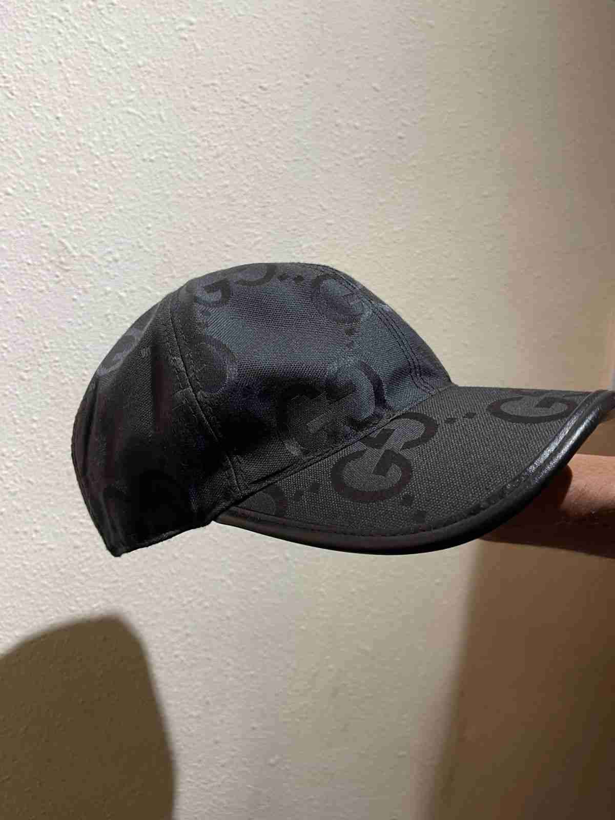 Gorra estilo luxury negra - miniatura 2