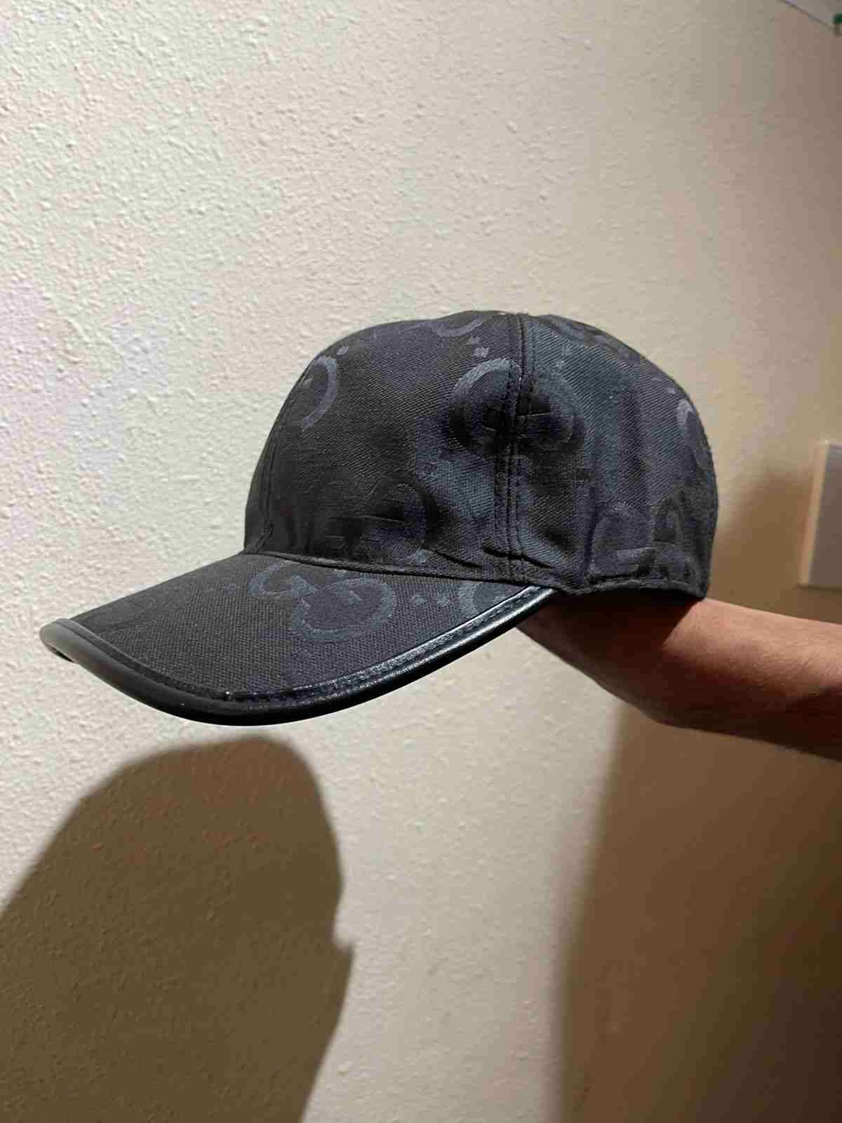 Gorra estilo luxury negra - miniatura 4