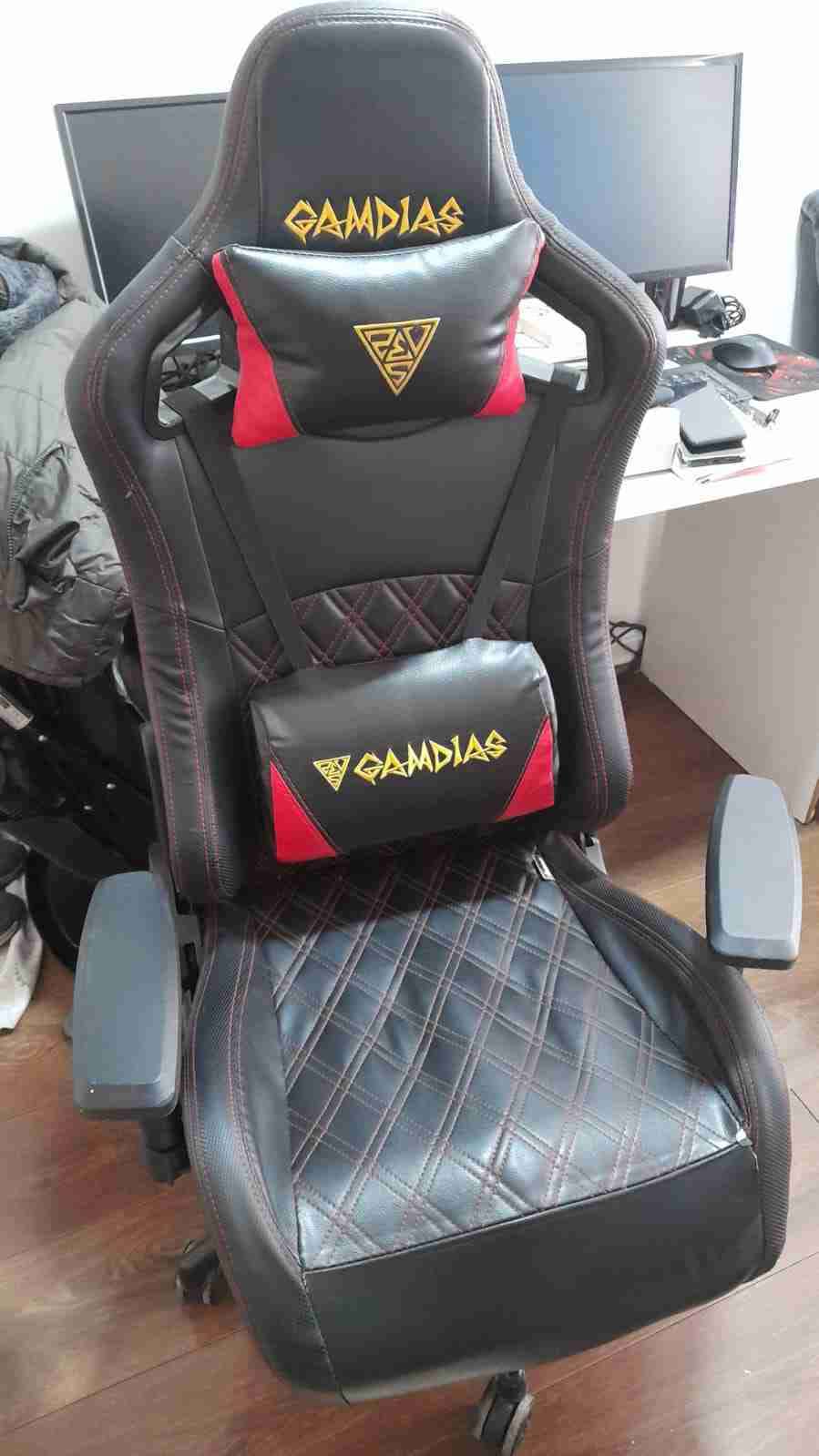 Silla gamer Gamdias negro y rojo - miniatura 1