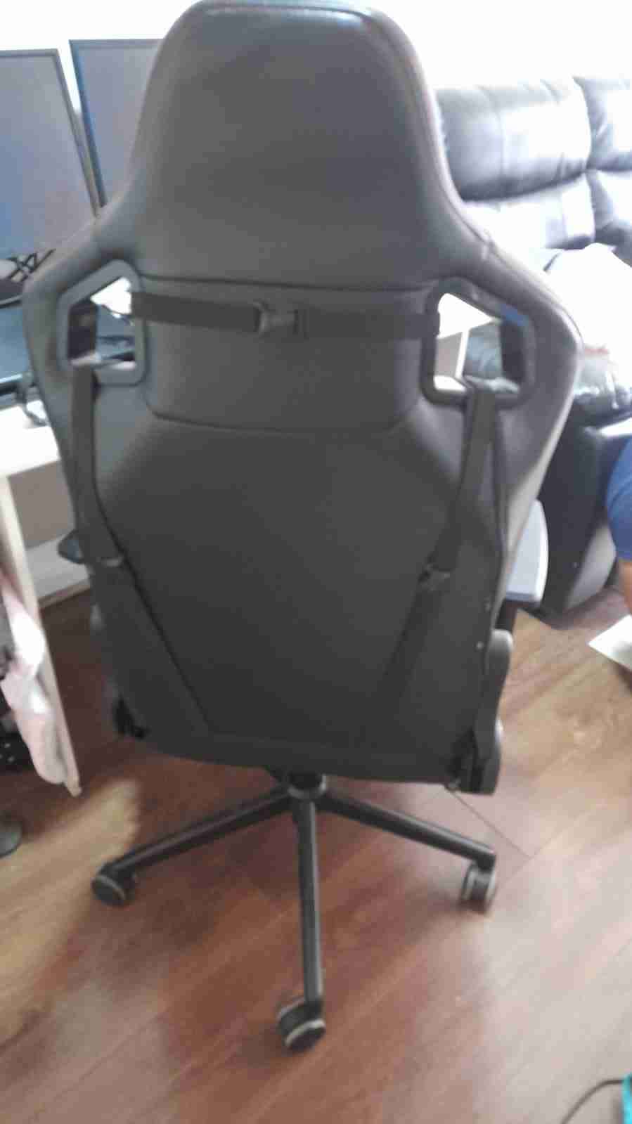 Silla gamer Gamdias negro y rojo - miniatura 2