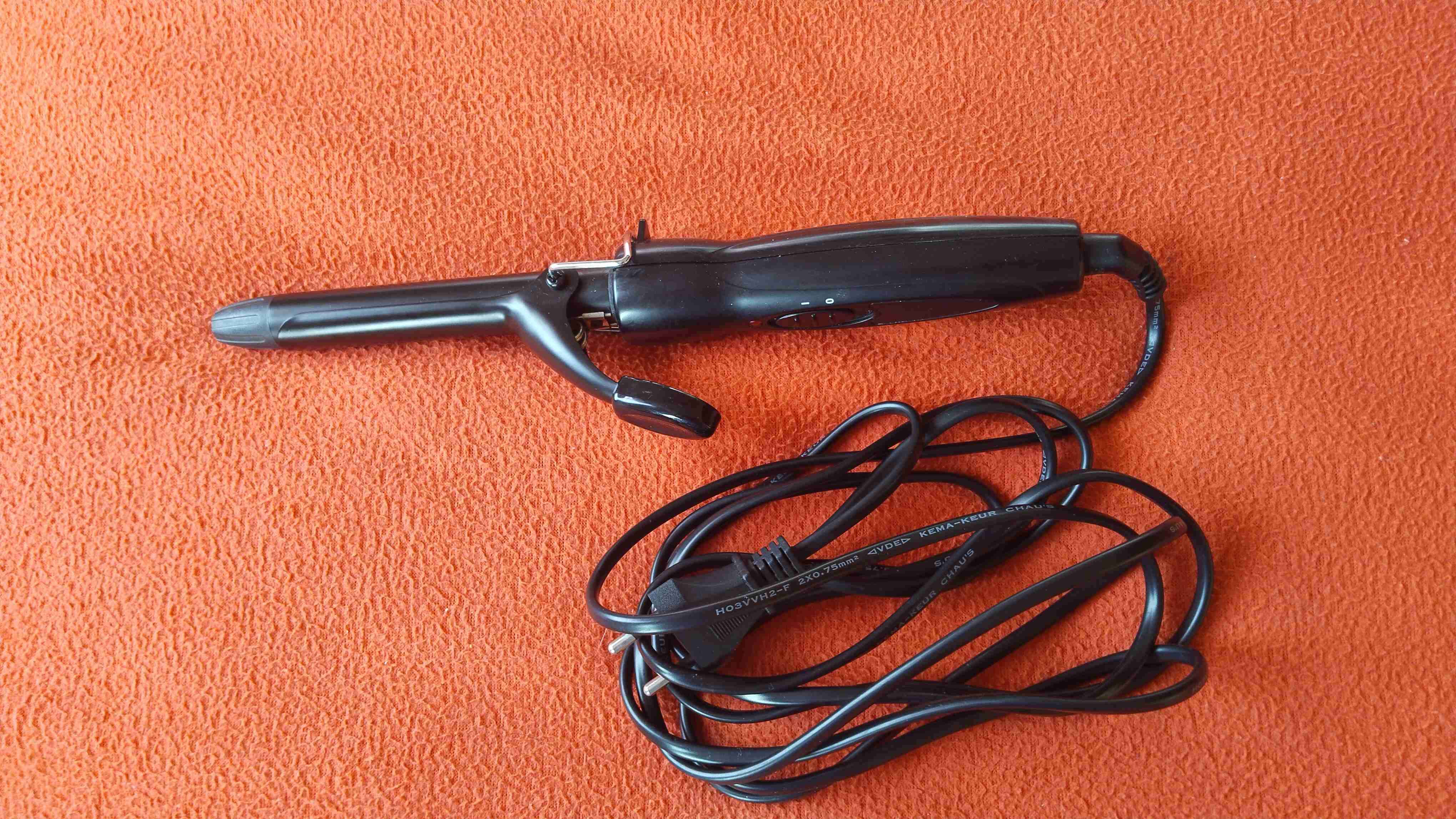 Rizador de cabello negro