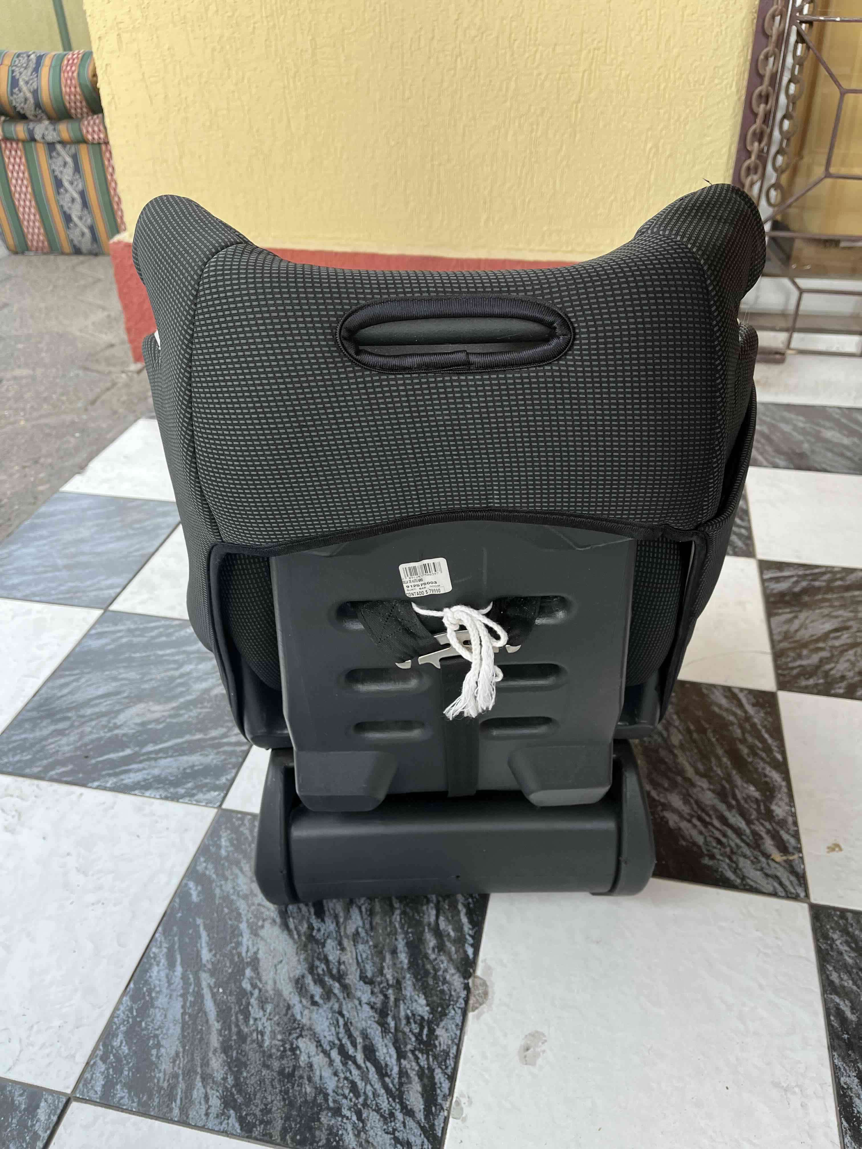 Silla de auto Infanti negra y gris - miniatura 2