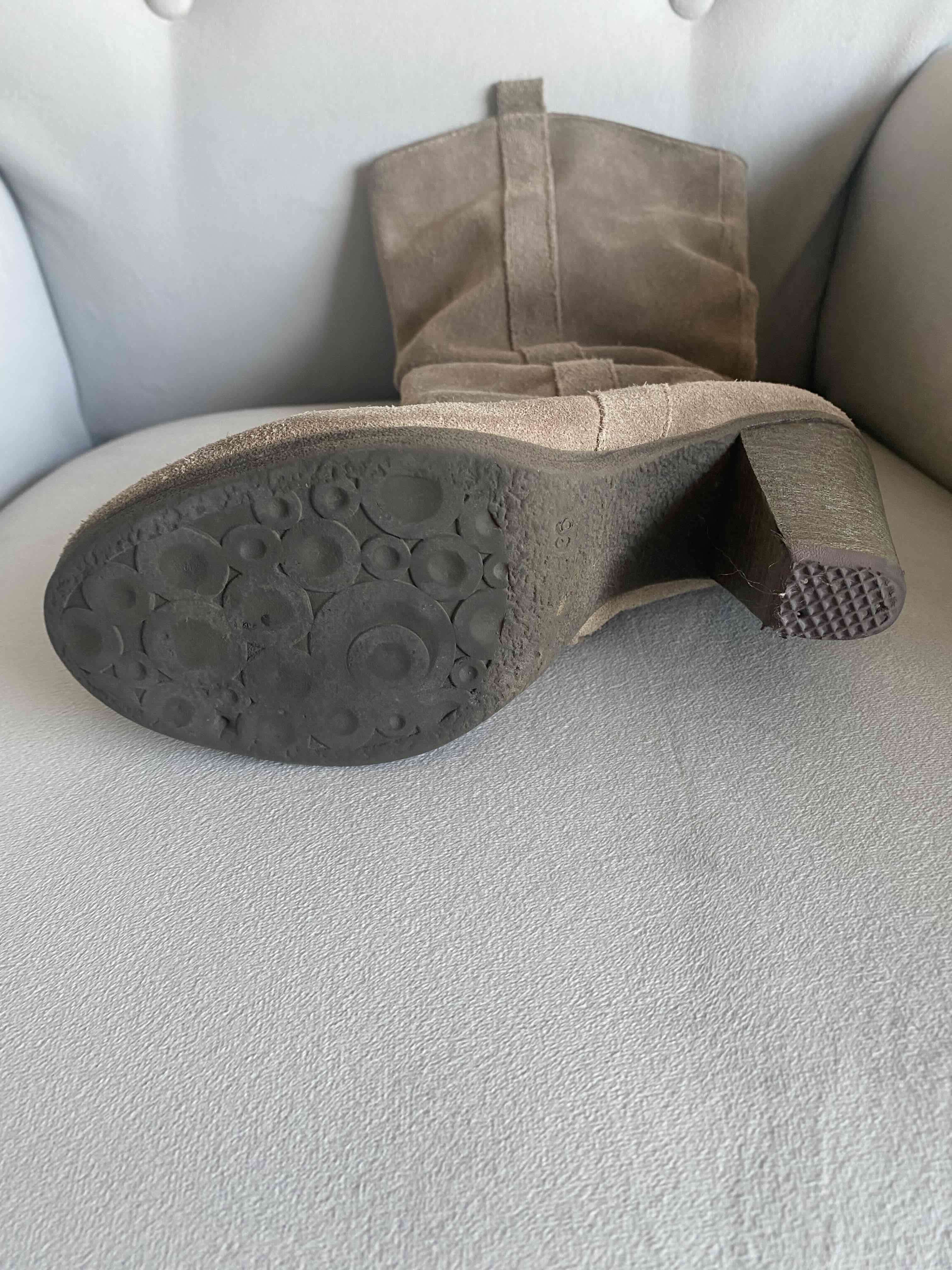 Botas altas beige grisáceo - miniatura 6