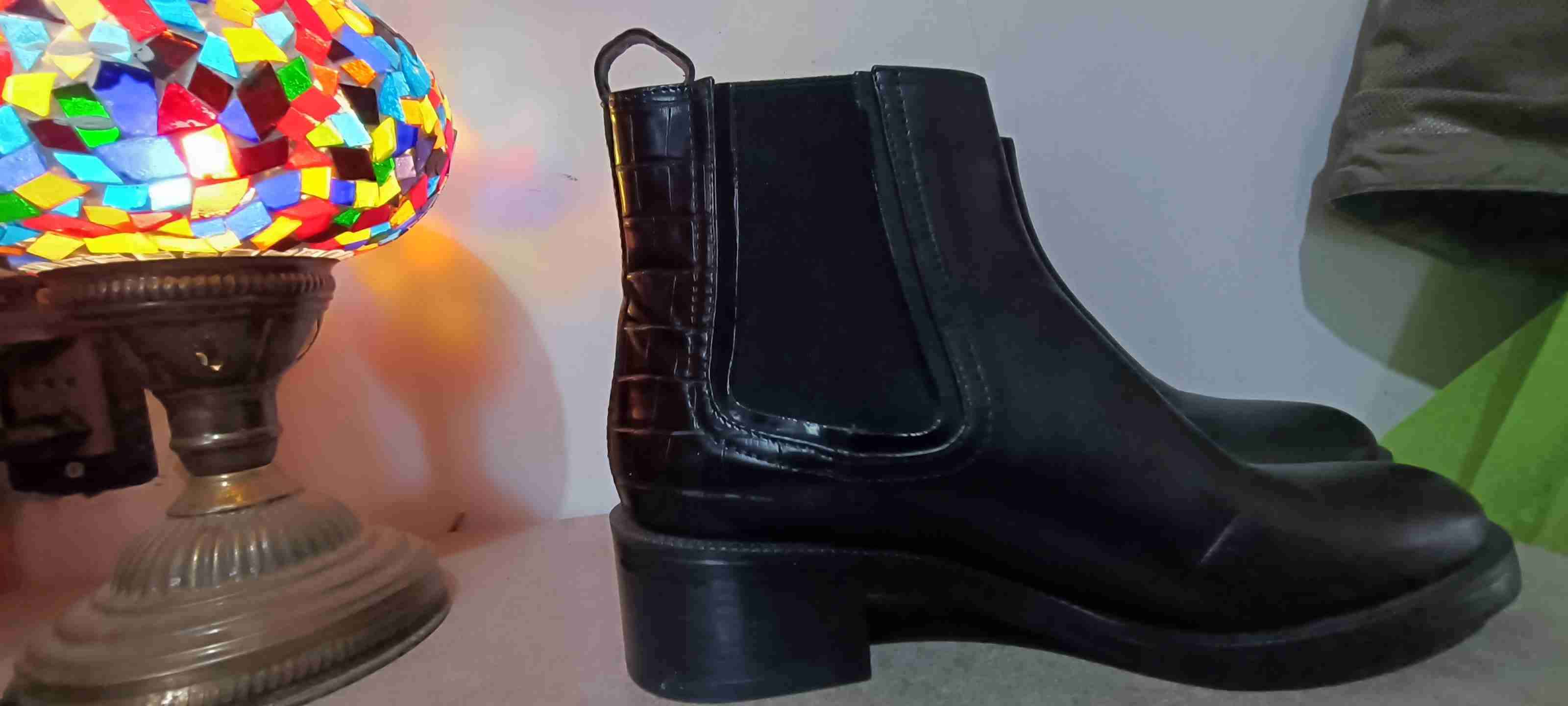 Botines negros de cuero - miniatura 1