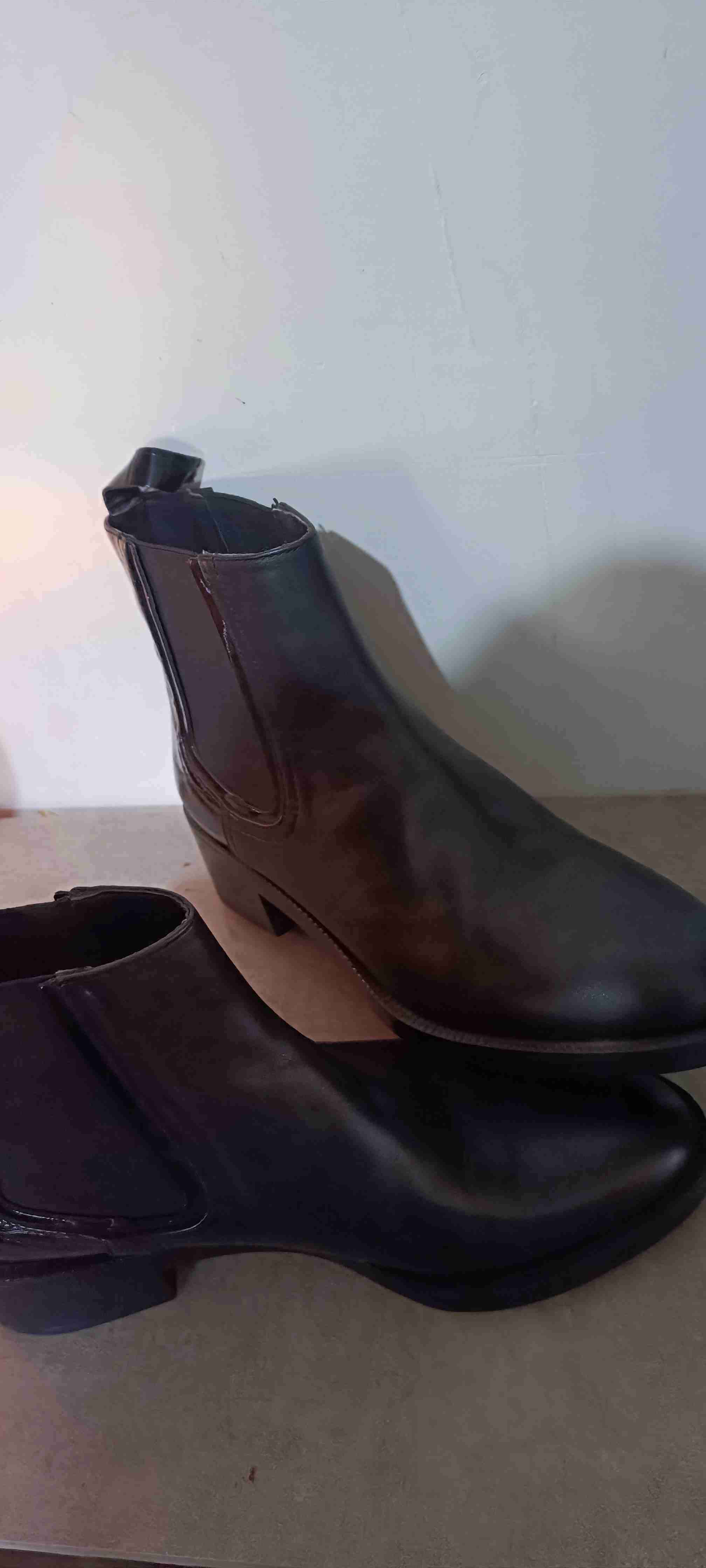 Botines negros de cuero - miniatura 2