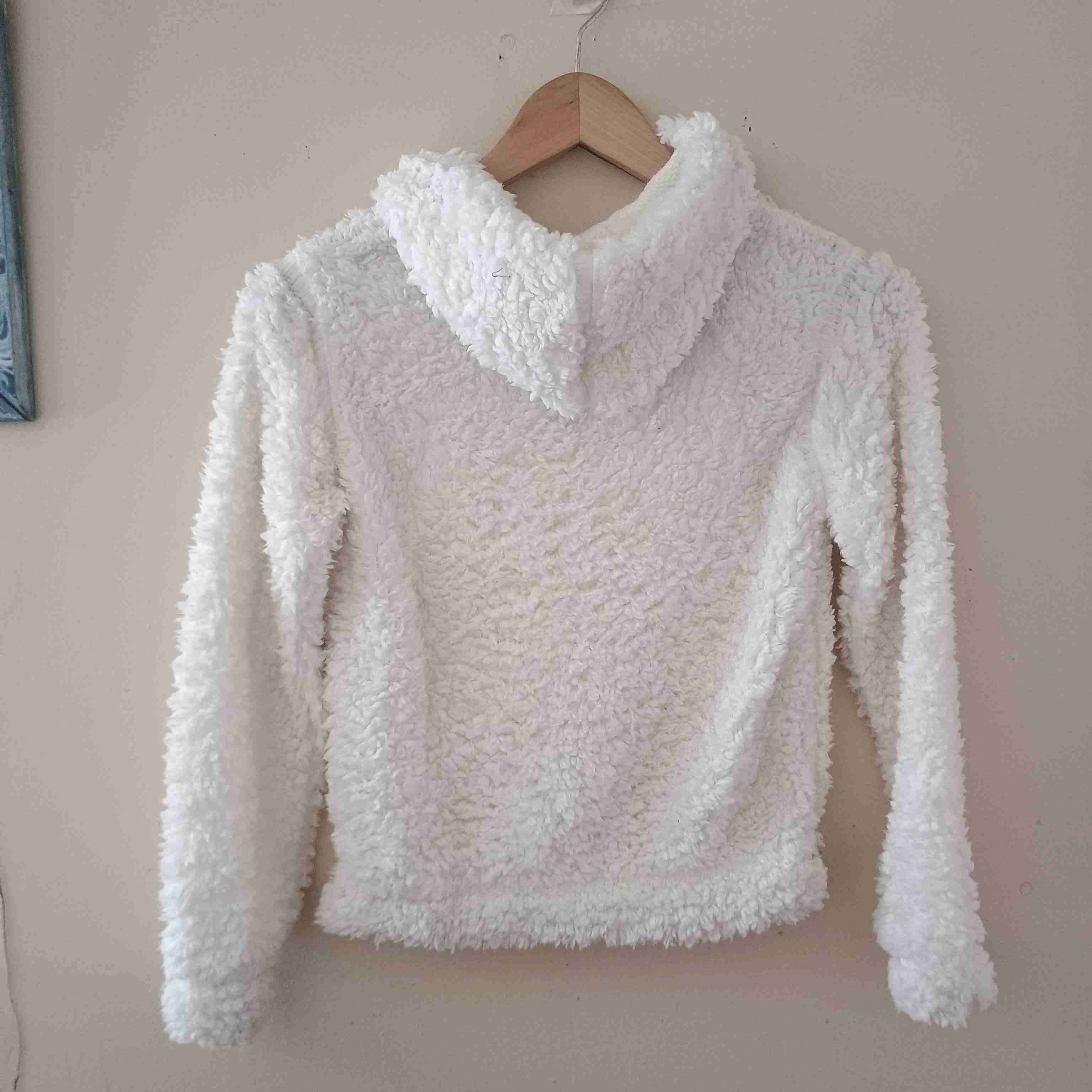 Polerón blanco amoroso con capucha - miniatura 2