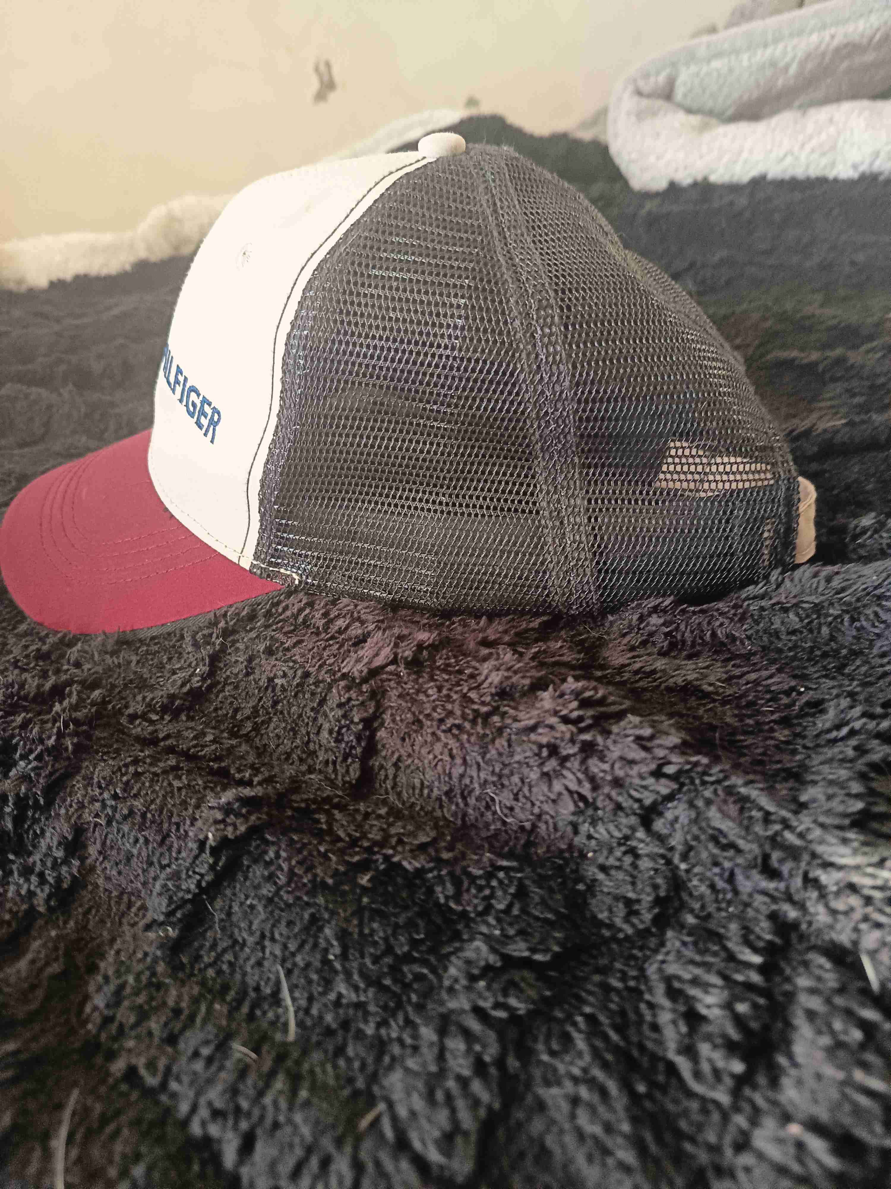 Gorra Tommy Hilfiger beige y burdeo - miniatura 2