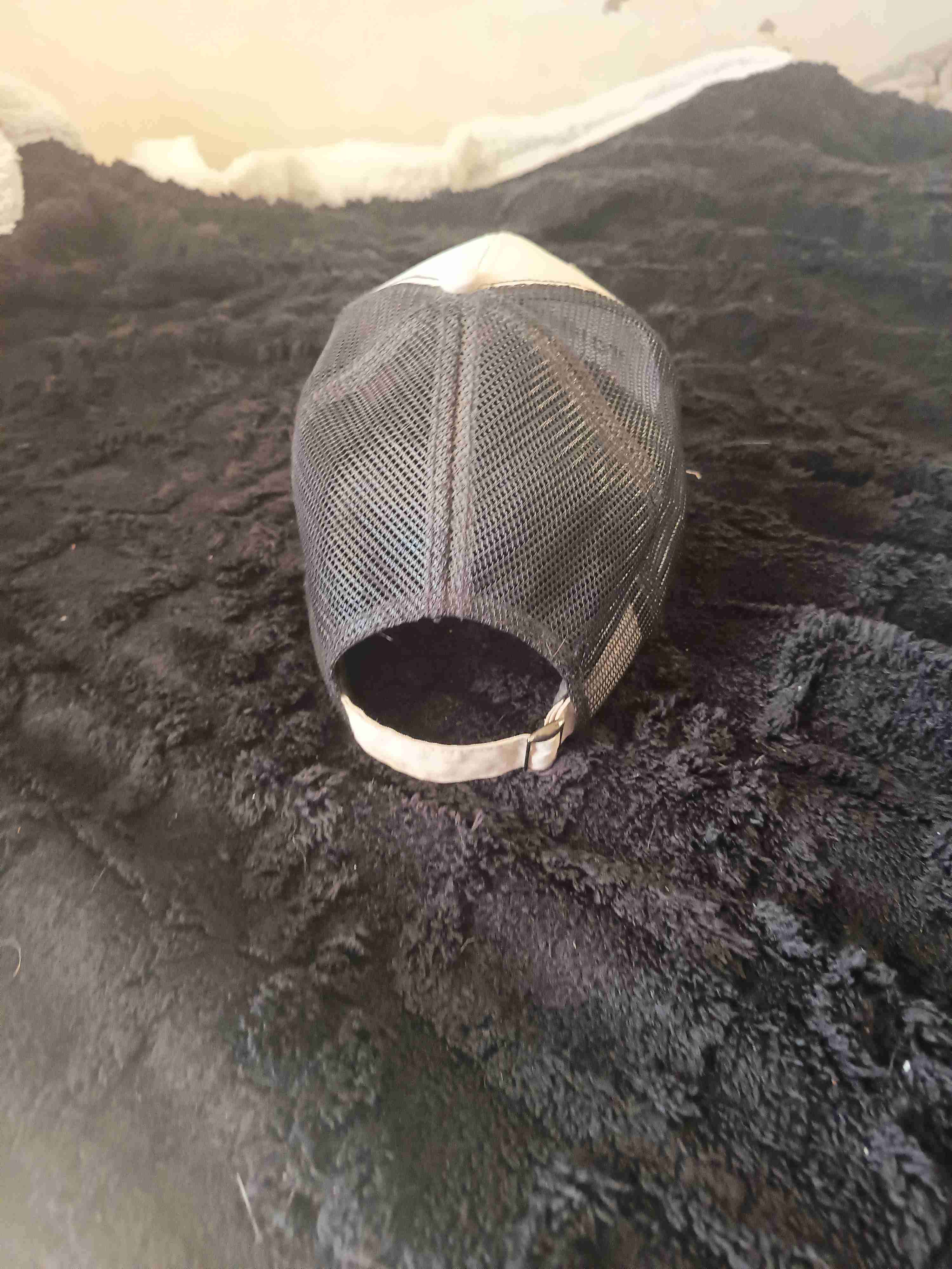 Gorra Tommy Hilfiger beige y burdeo - miniatura 3