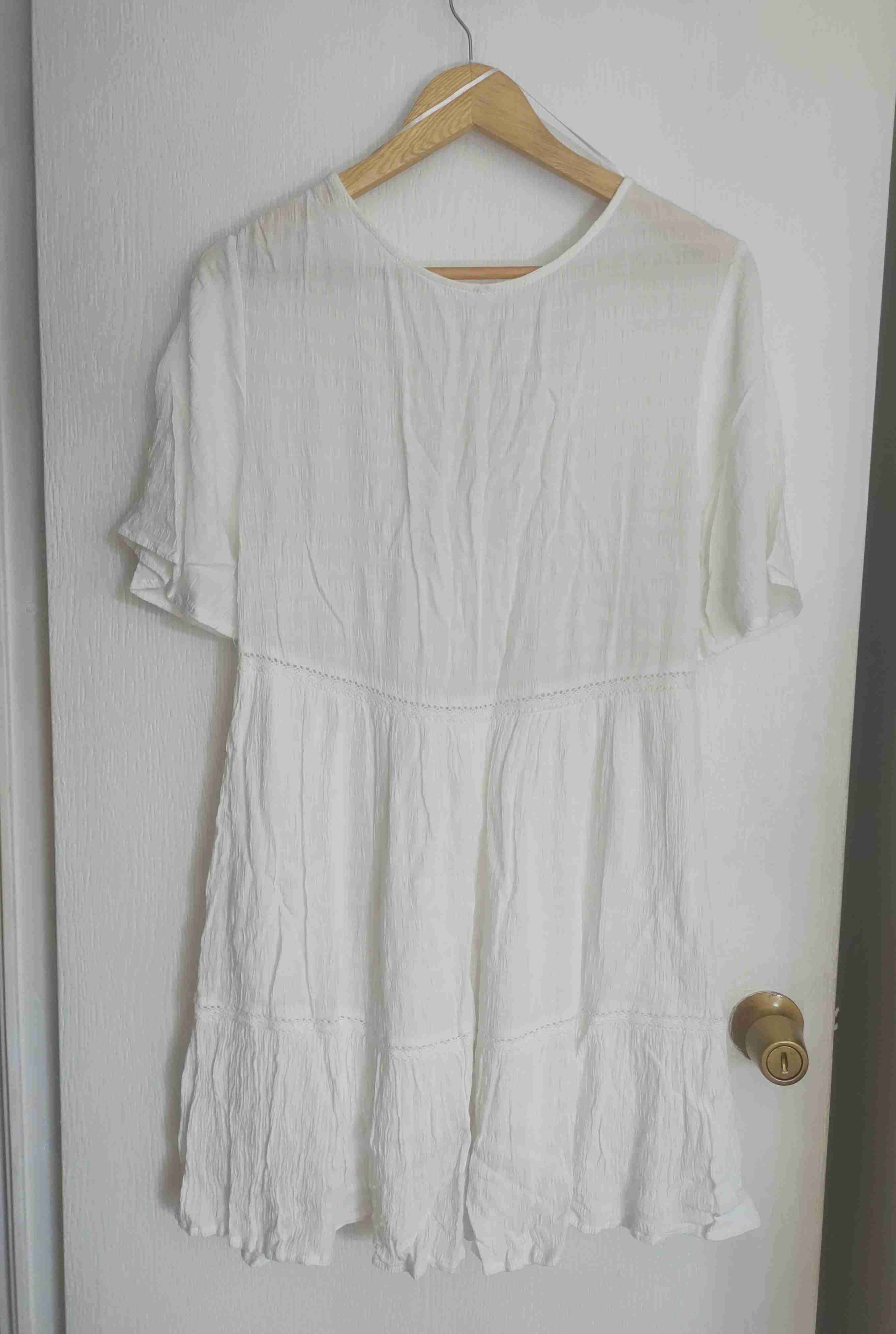 Vestido blanco estilo casual - miniatura 2