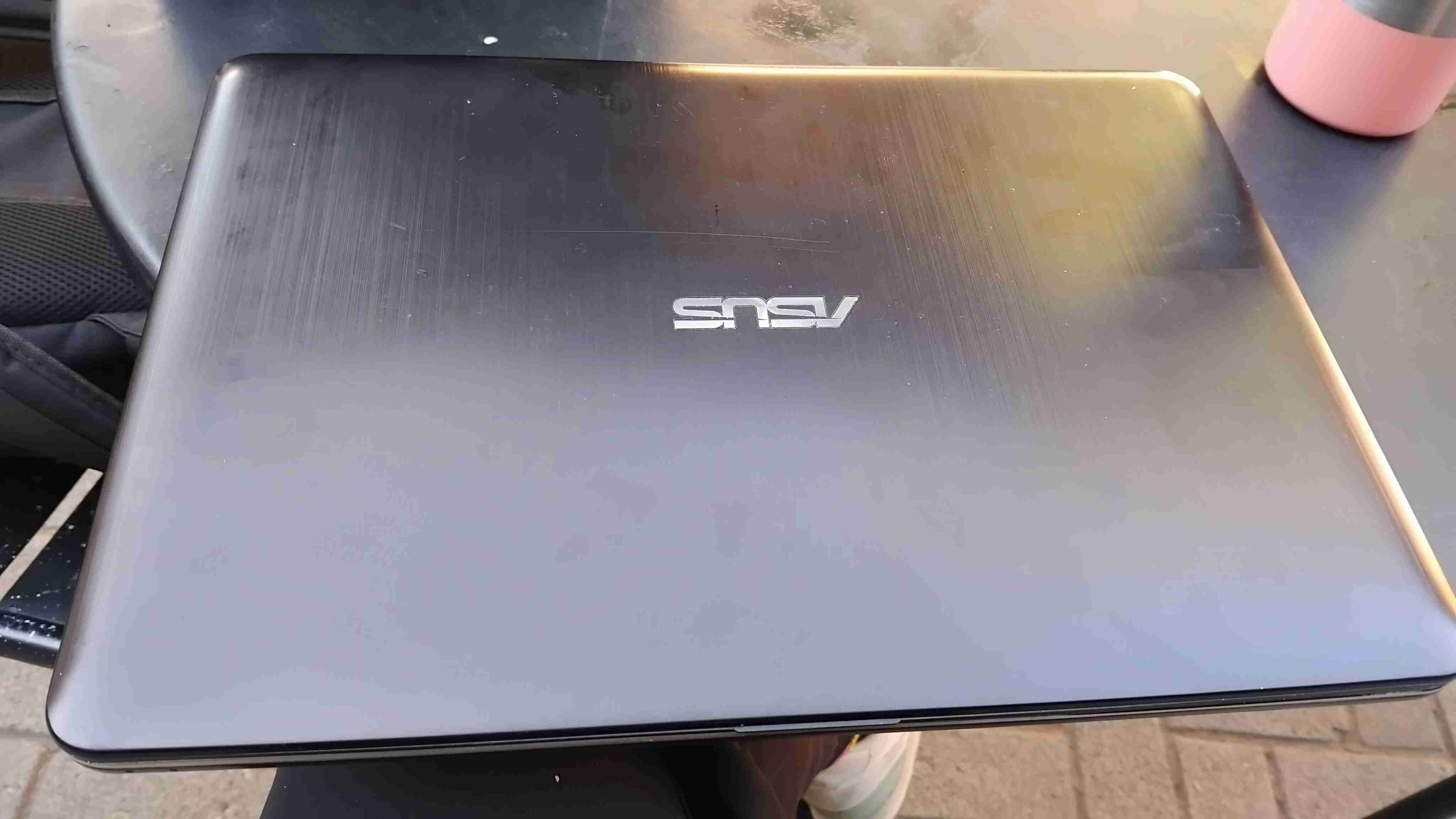 Notebook ASUS - miniatura 4