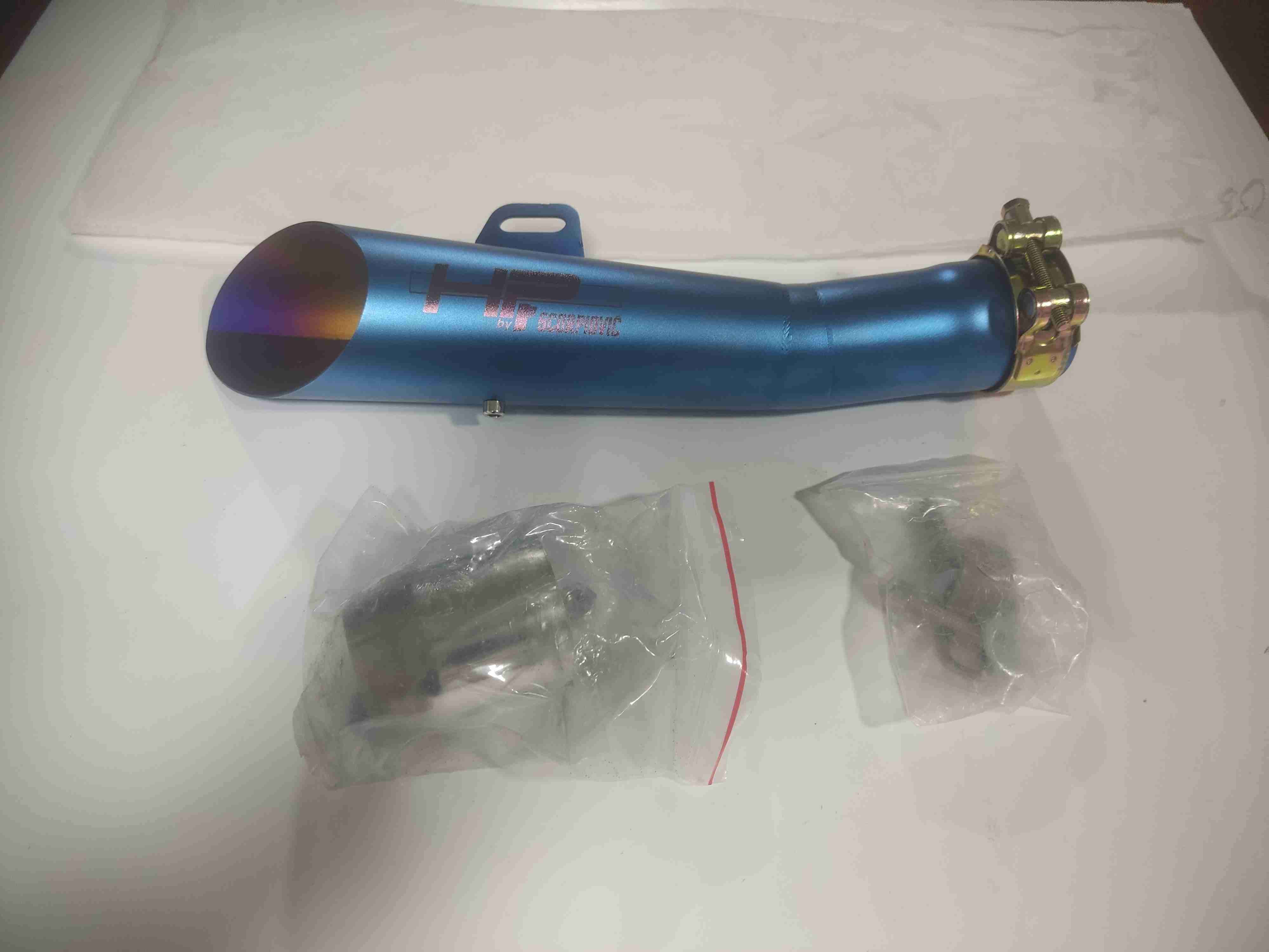 Tubo de escape azul MARCA SCORPIOVIC