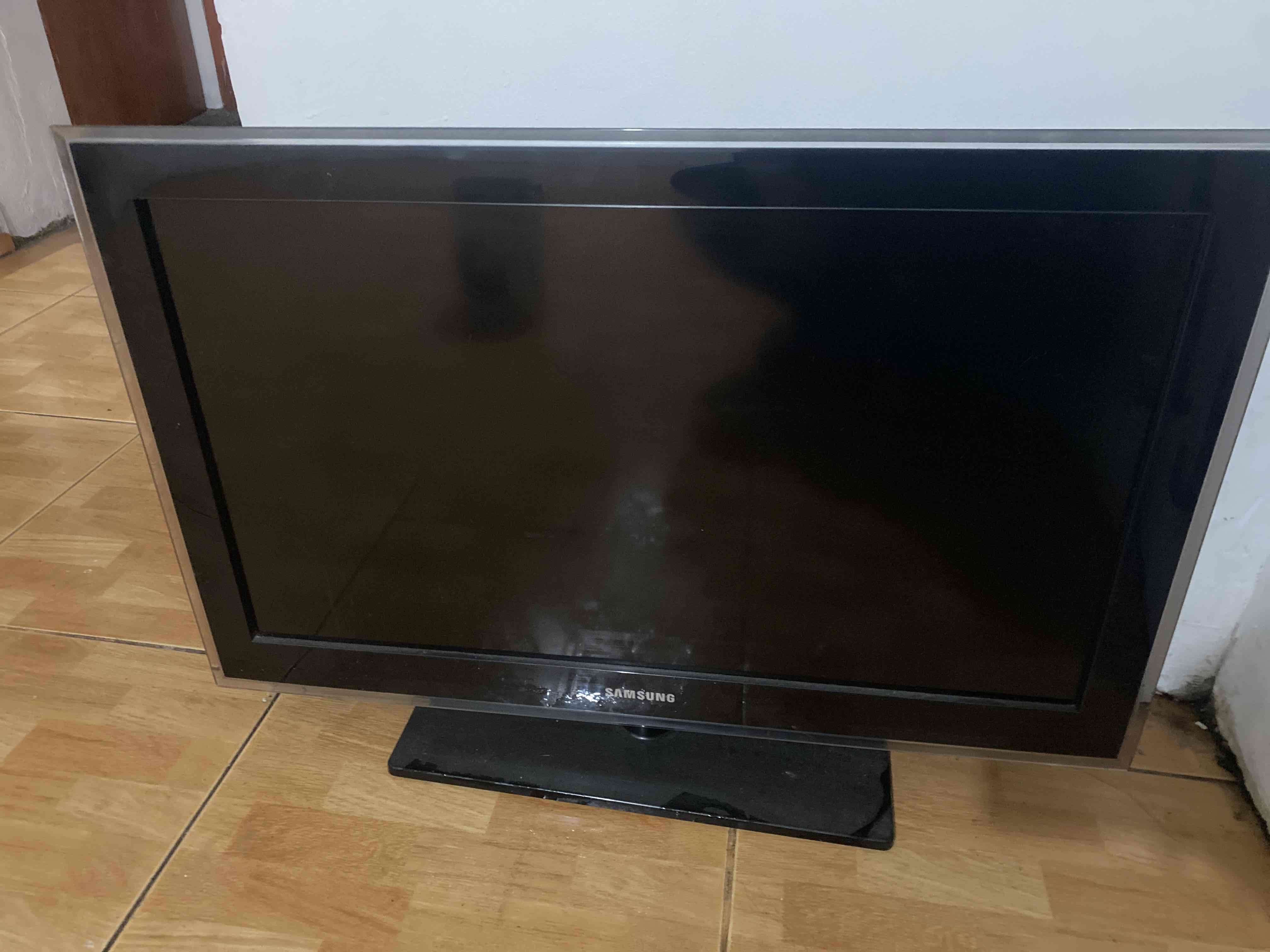Televisor Samsung 32 pulgadas - miniatura 1